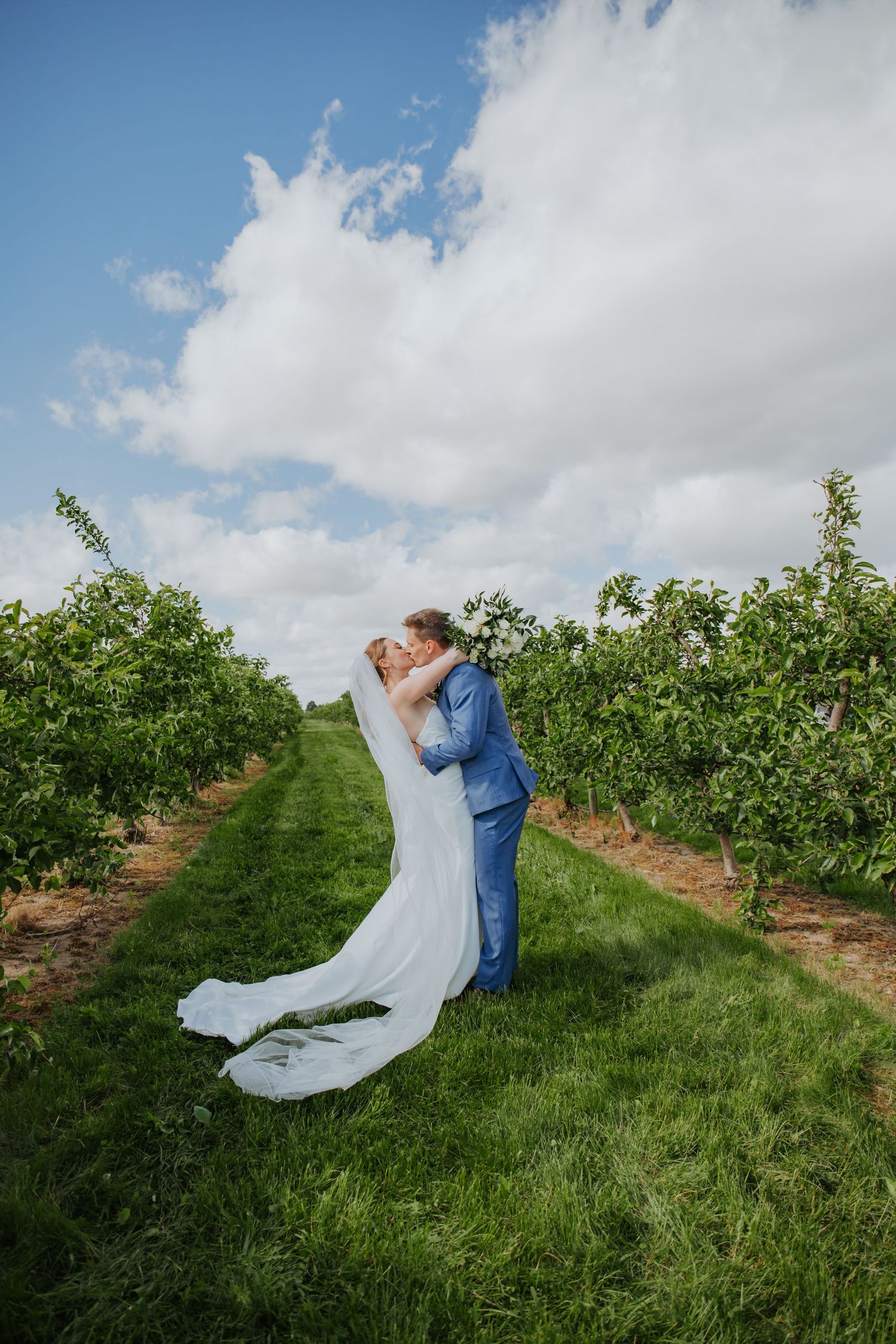 Burlington Portrait & Wedding Photographer. Ottawa Portrait & wedding Photographer