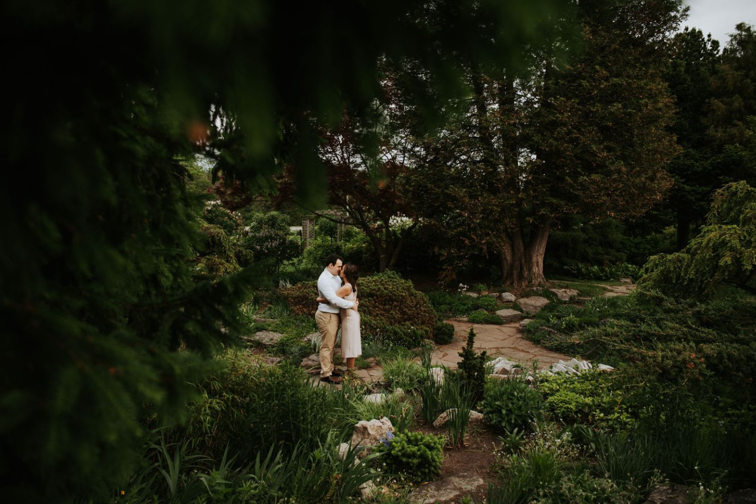 Burlington Portrait & Wedding Photographer. Ottawa Portrait & wedding Photographer