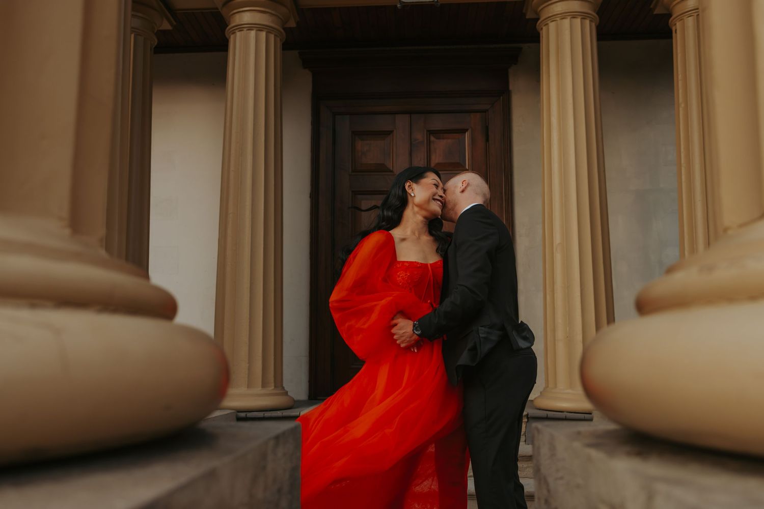 Burlington Photographer, Ottawa Photographer, Hamilton Photographer. Couple session at Dundurn Castle, Hamilton Ontario