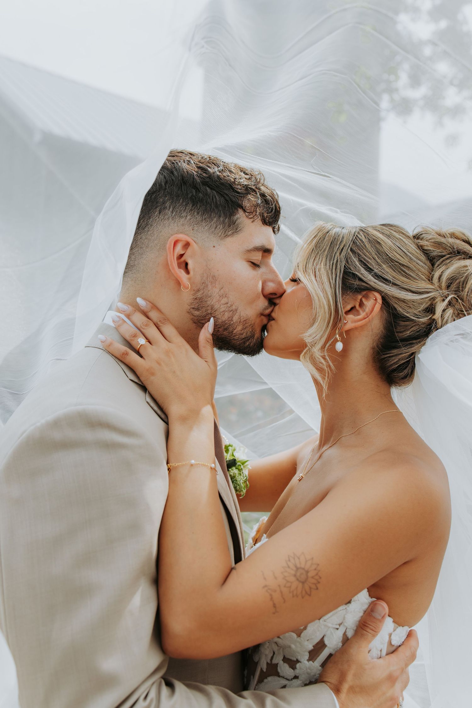 Burlington Portrait & Wedding Photographer. Ottawa Portrait & wedding Photographer Earth To Table, Hamilton, Ontario