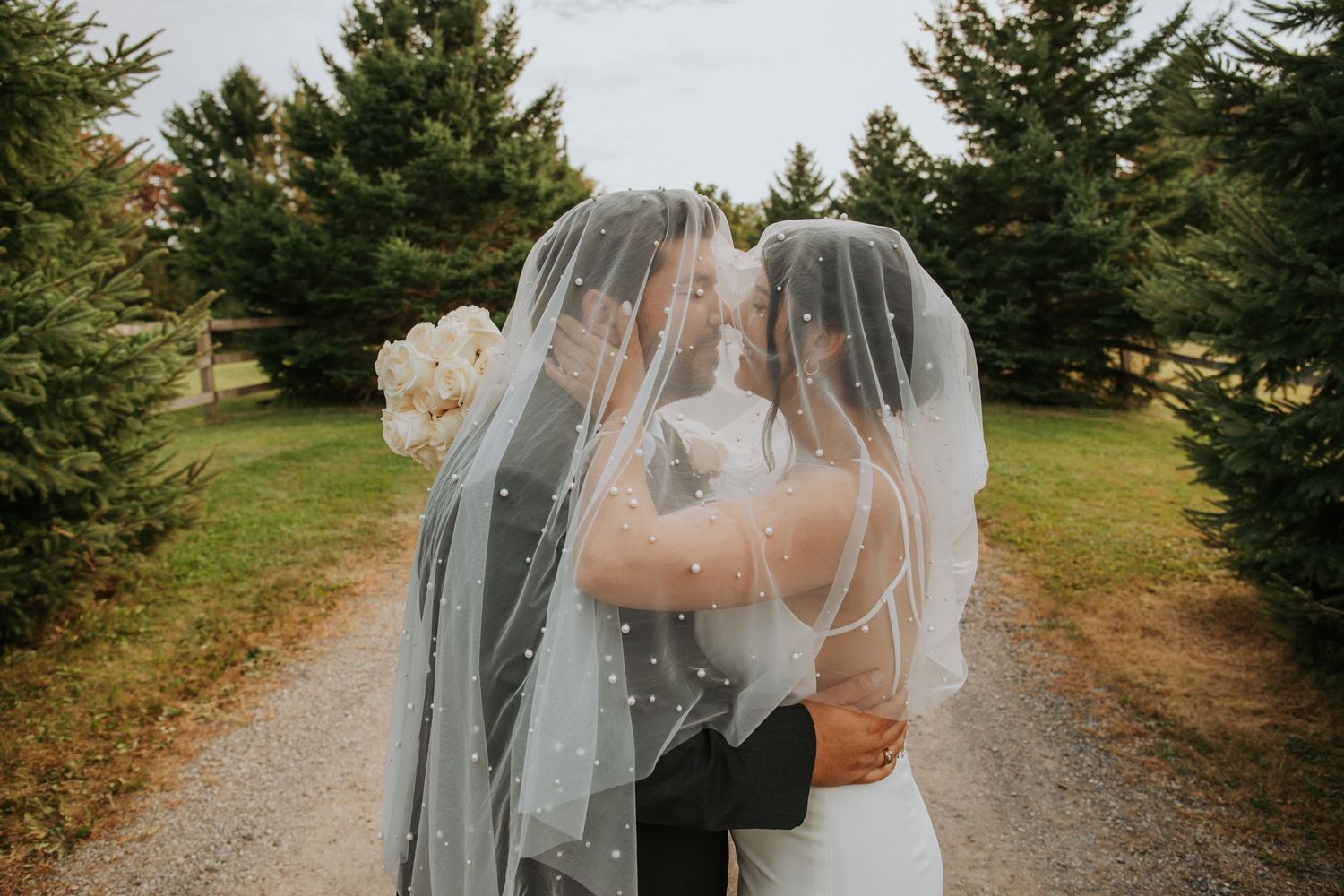 Burlington Portrait & Wedding Photographer. Ottawa Portrait & wedding Photographer