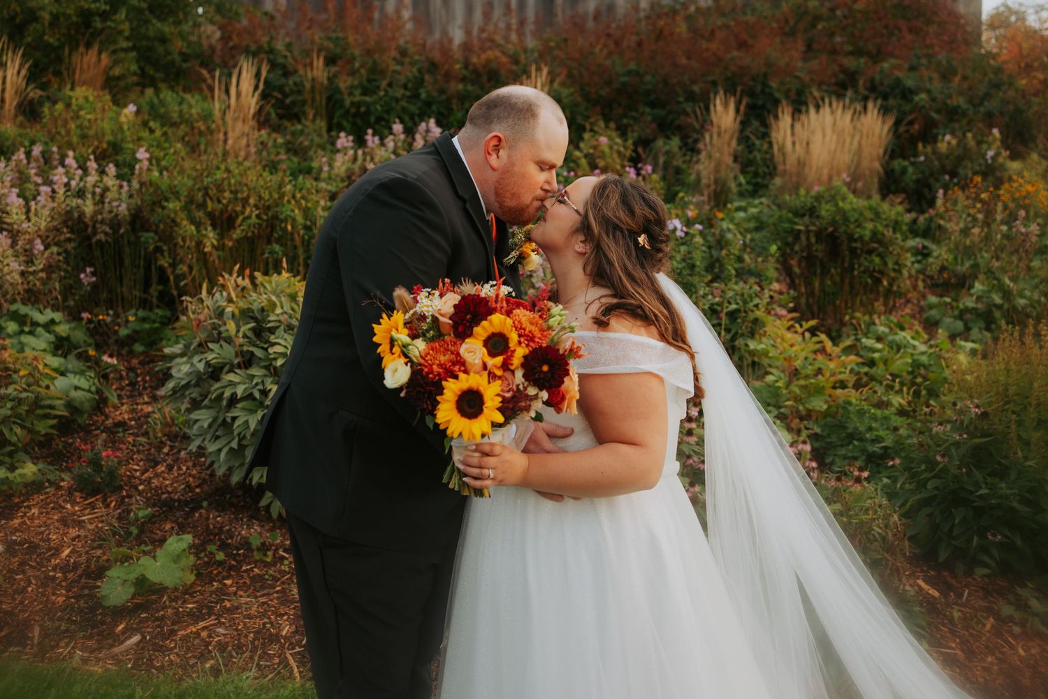 Burlington Portrait & Wedding Photographer. Ottawa Portrait & wedding Photographer