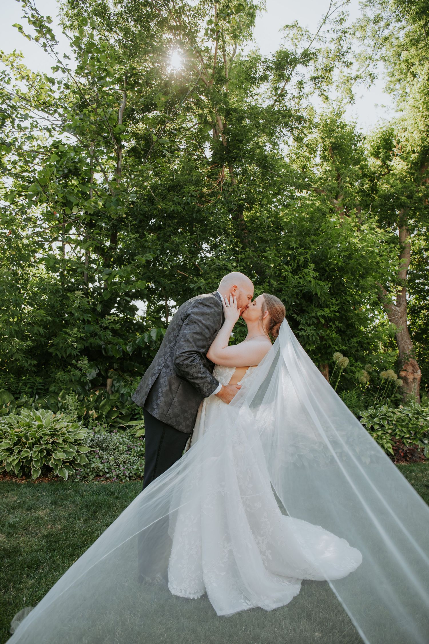 Burlington Portrait & Wedding Photographer. Ottawa Portrait & wedding Photographer