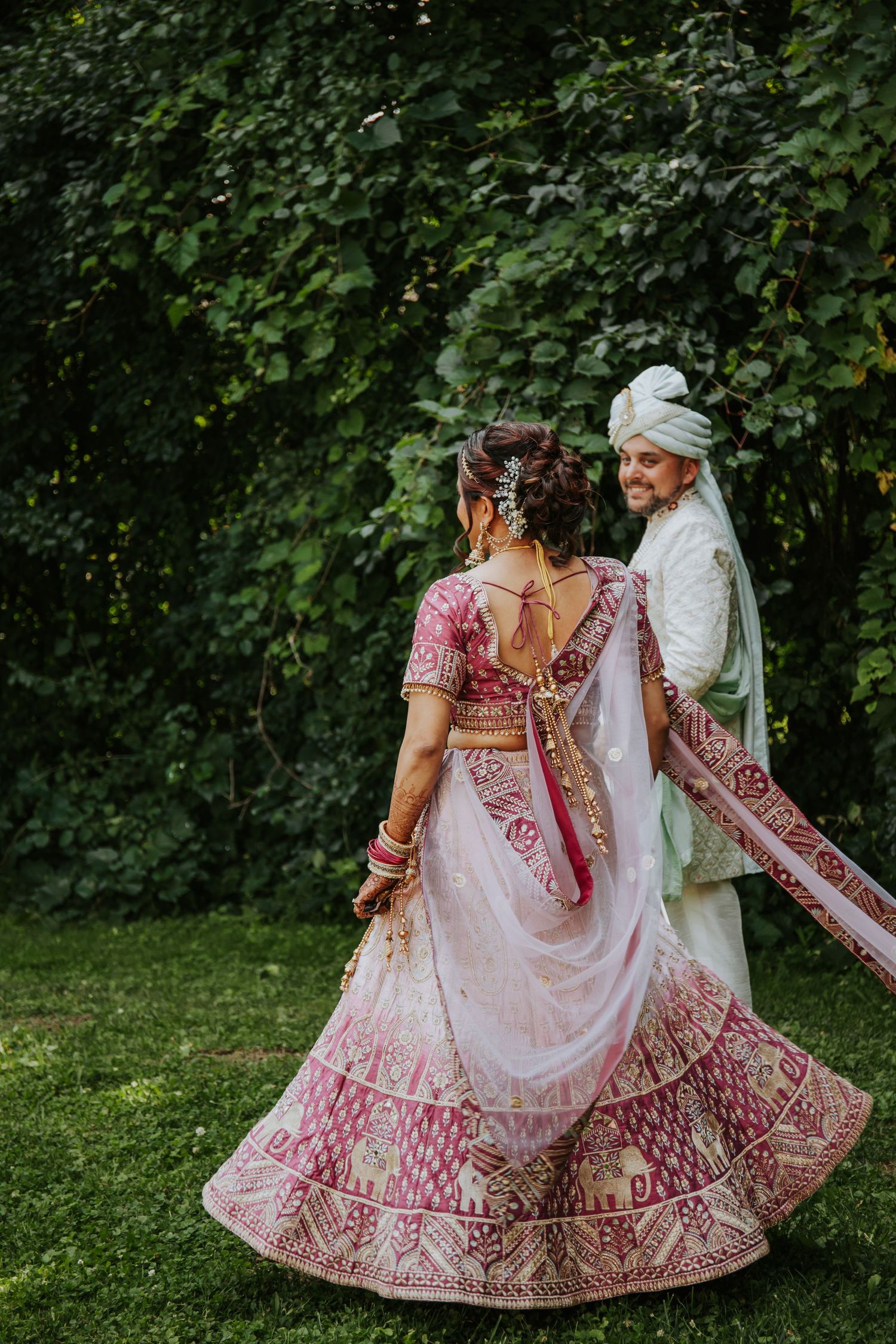 Burlington Portrait & Wedding Photographer. Ottawa Portrait & wedding Photographer