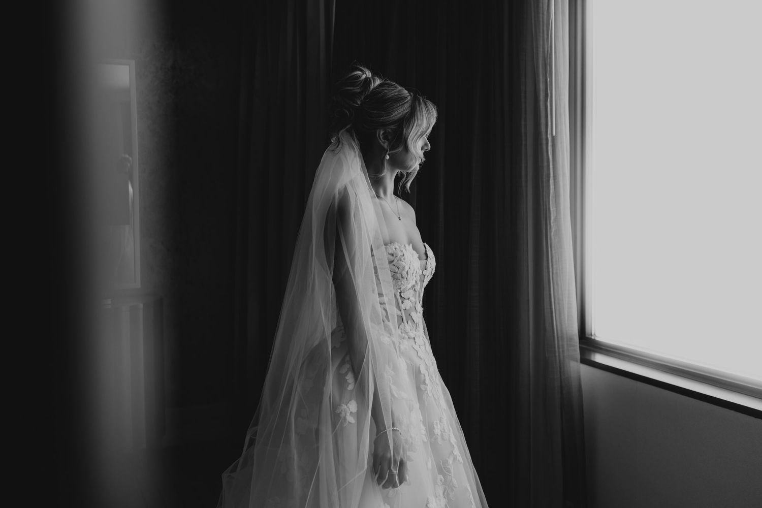 Burlington Portrait & Wedding Photographer. Ottawa Portrait & wedding Photographer