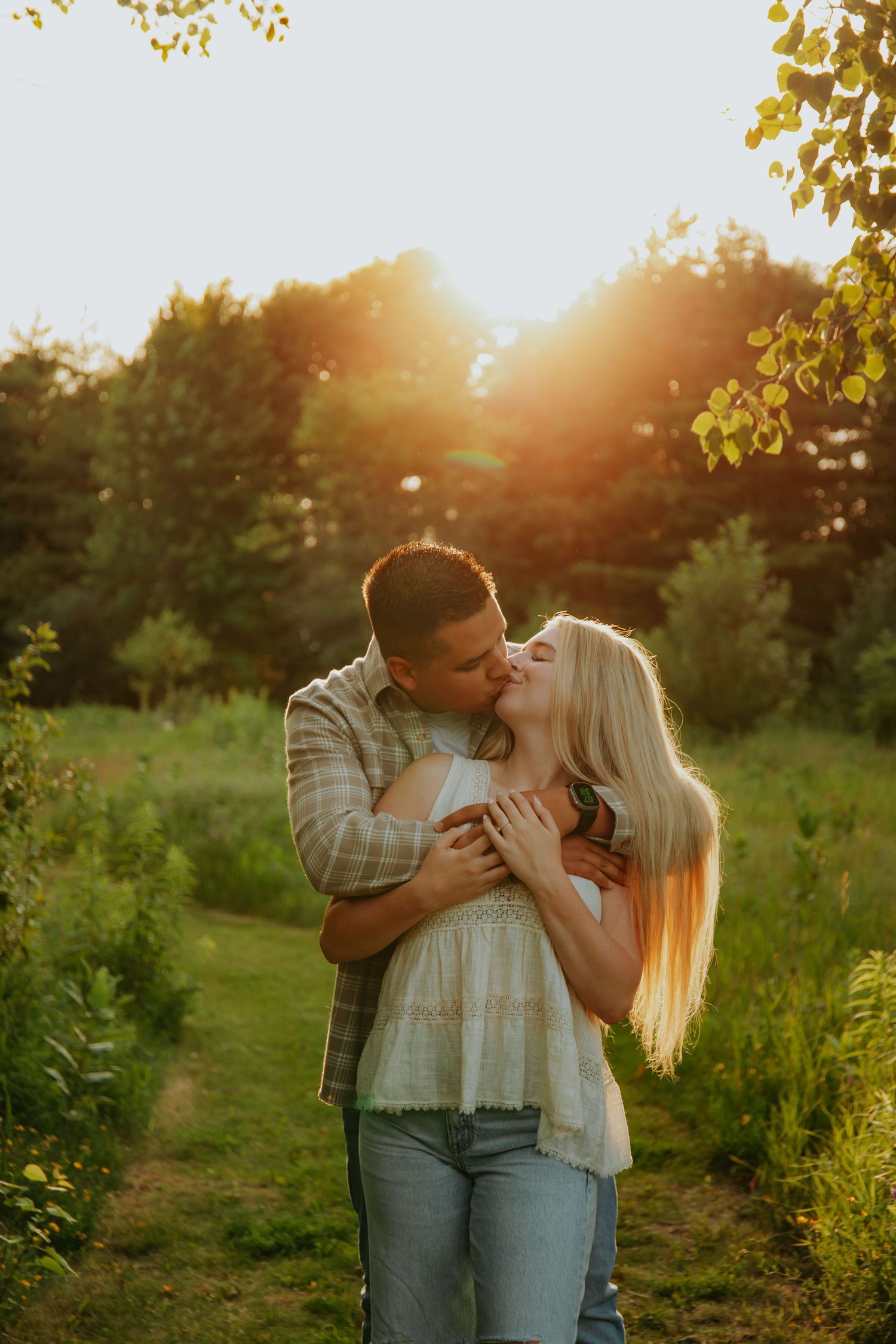 Burlington Portrait & Wedding Photographer. Ottawa Portrait & wedding Photographer