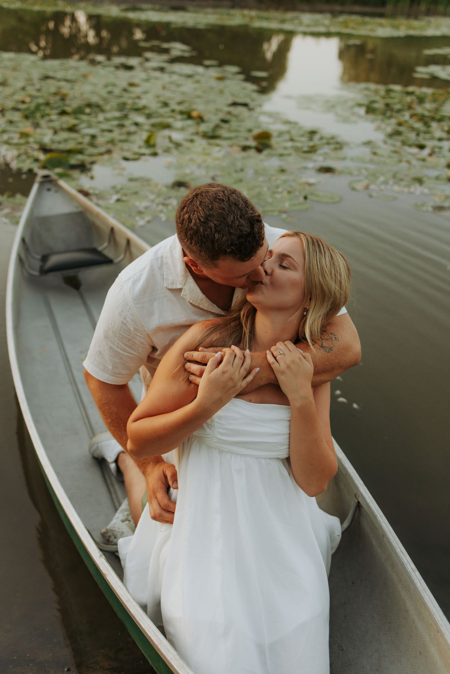 Burlington Portrait & Wedding Photographer. Ottawa Portrait & wedding Photographer