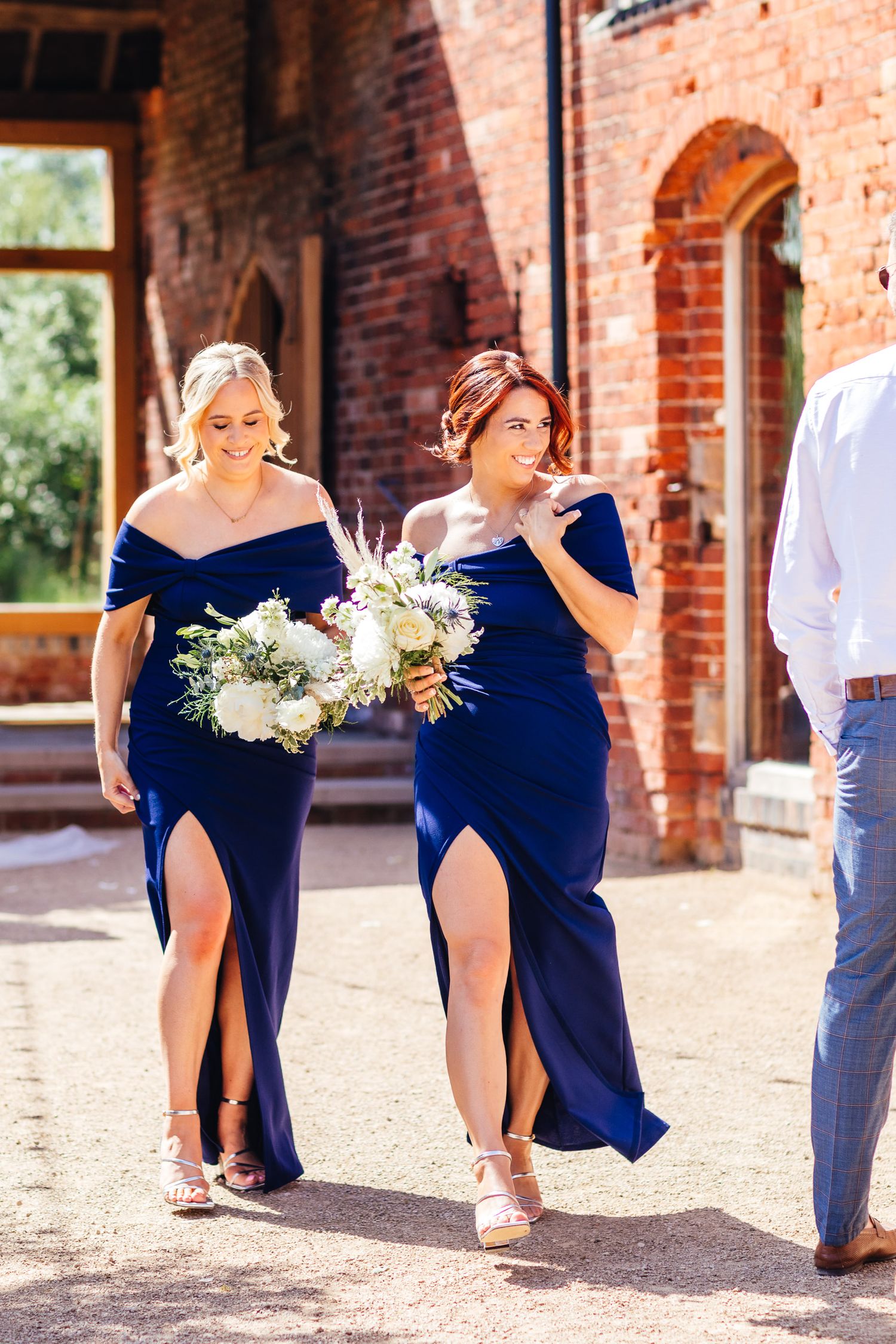 Grangefields Derbyshire wedding photography, stylish bridal party portrait at this sought-after East Midlands venue