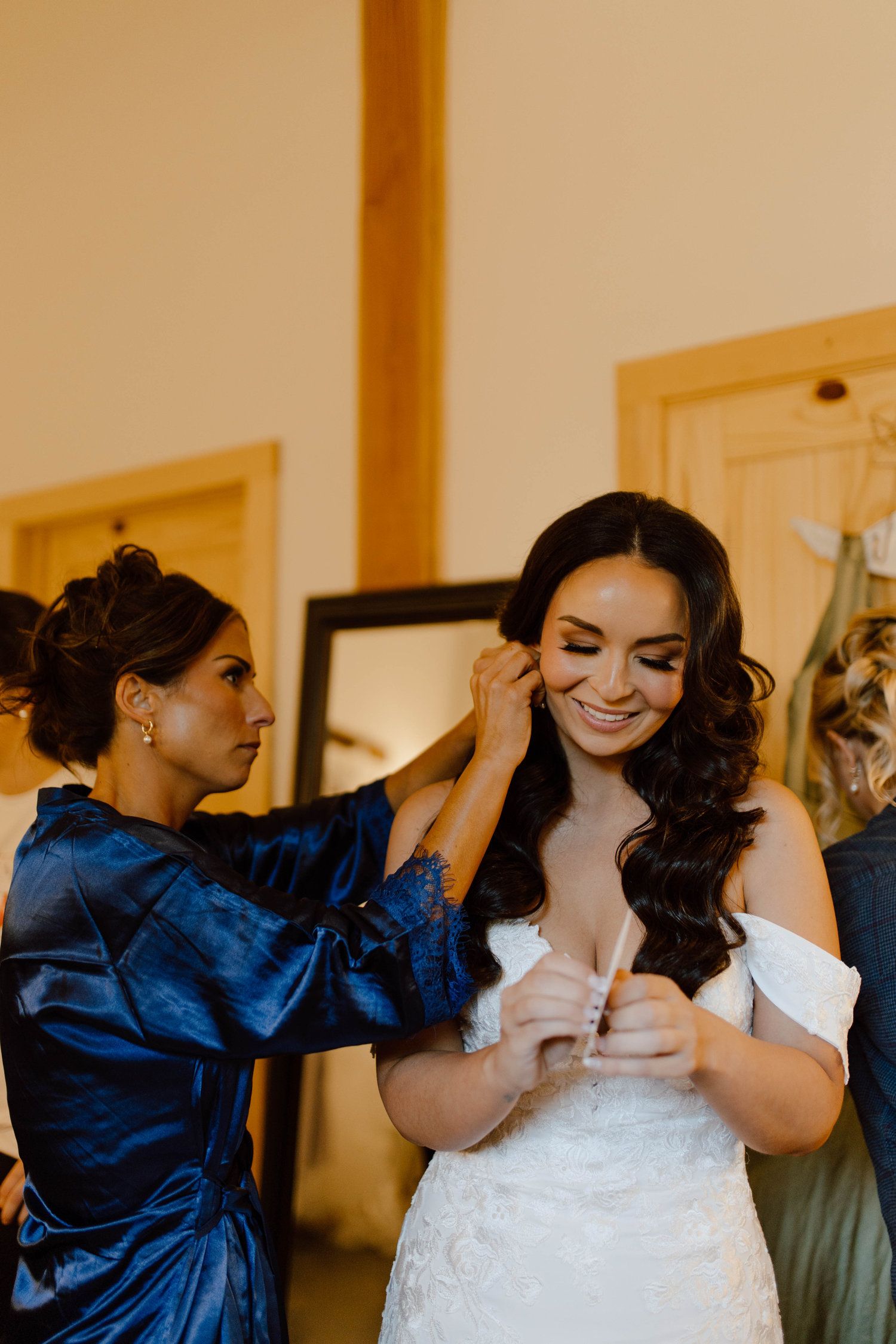 Navigating Vendor Contracts What Every Couple Should Know Lexa’s Lens