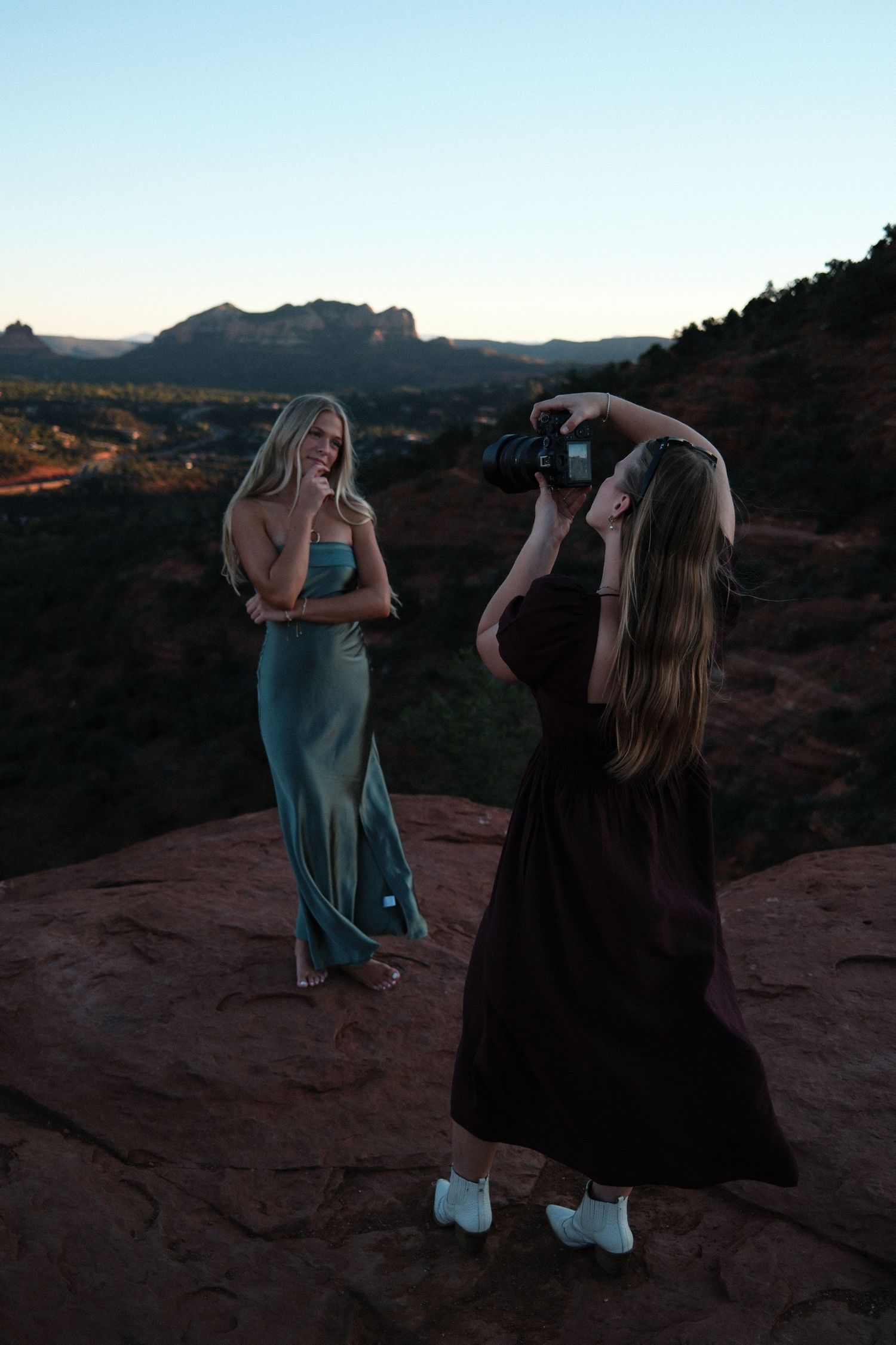 Nebraska Senior photographer, taking photos of a senior