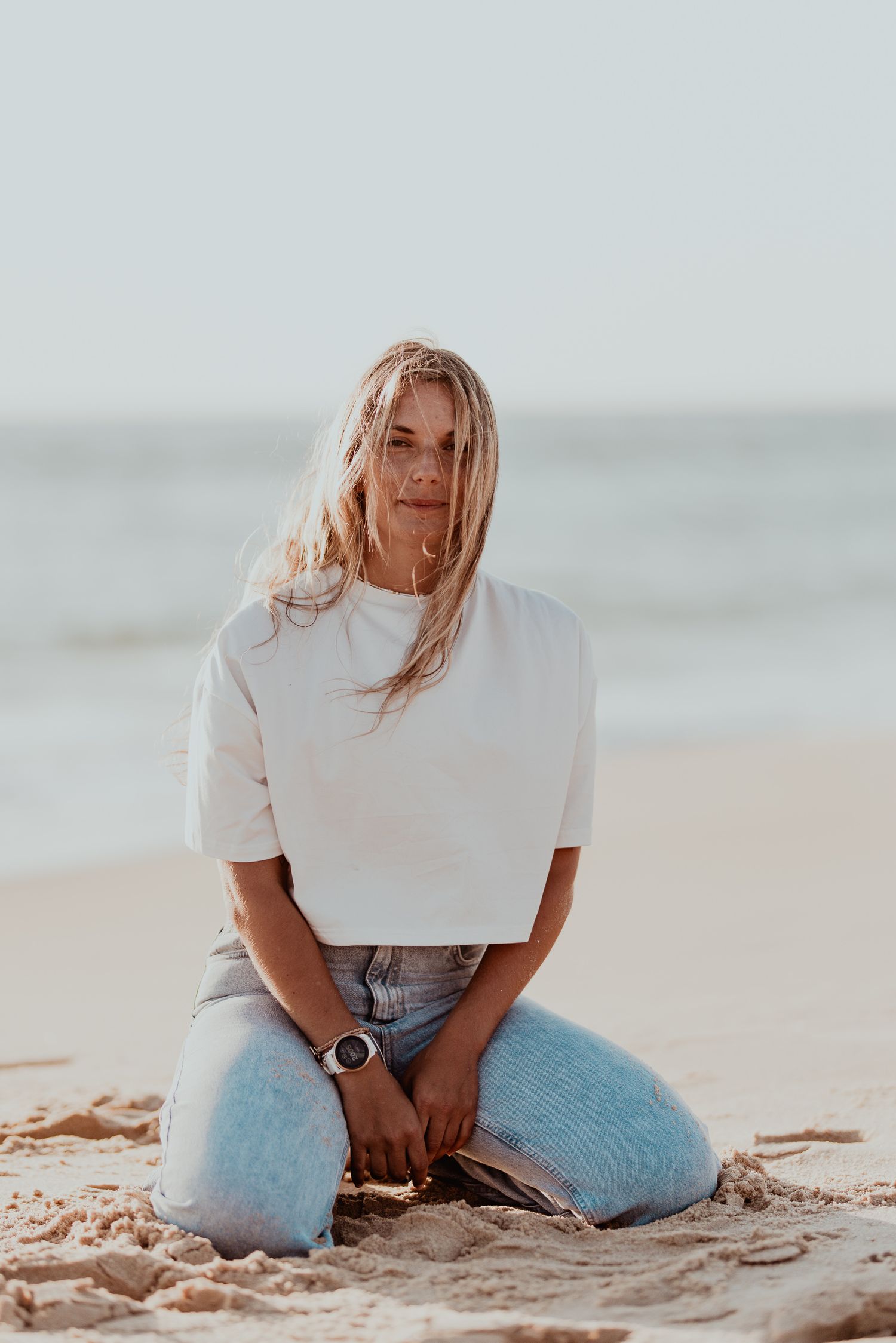 Photographie portrait au coucher de soleil à Lacanau Océan Gironde