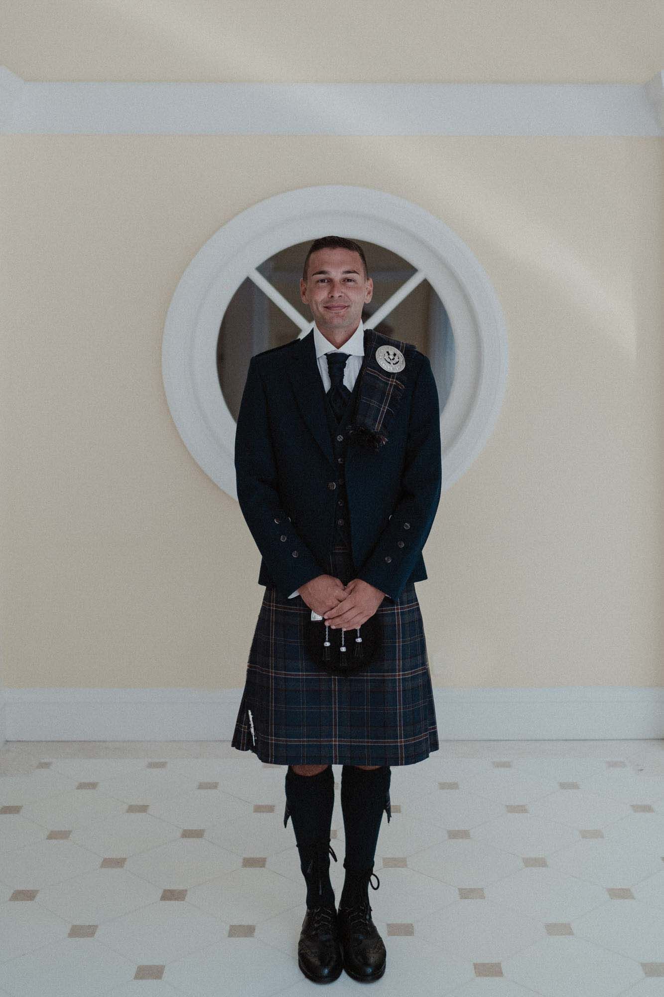 Wedding photography of British Hayley and Scottish Johny at The Yeatman, Portugal