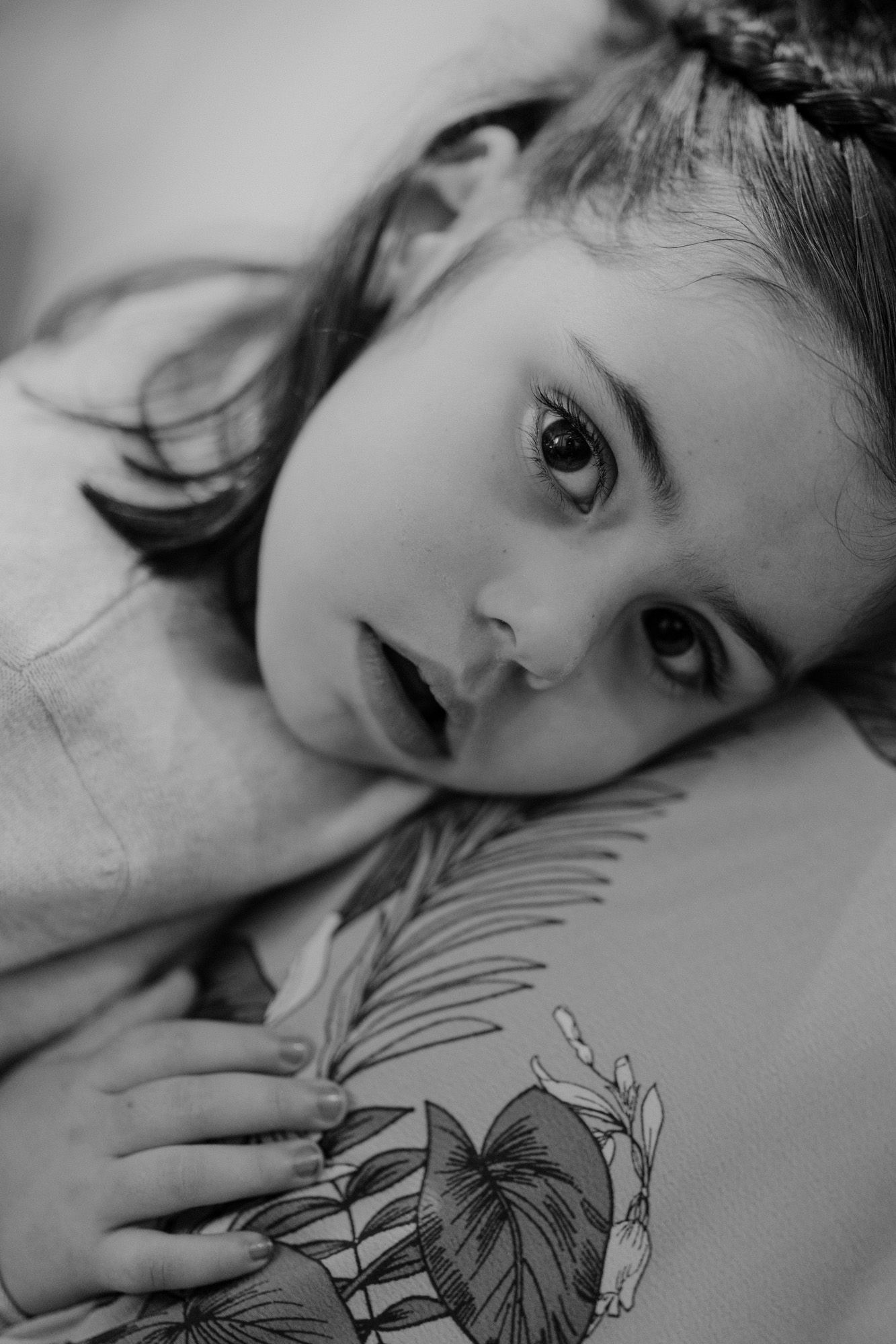 Quiet emotional portrait captured during an intimate wedding in Porto