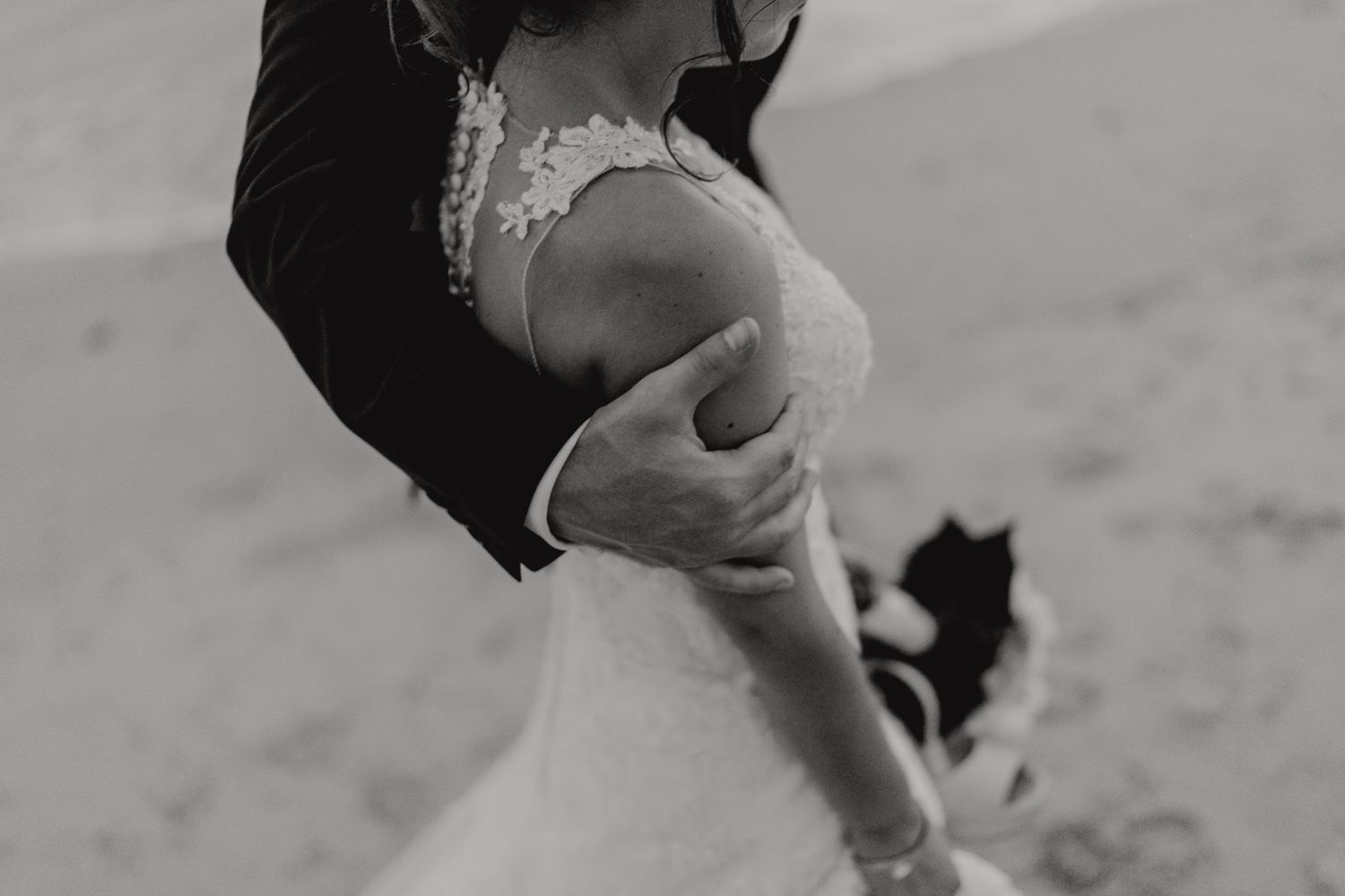 Emotional couple portraits by Algarve wedding photographer during golden hou