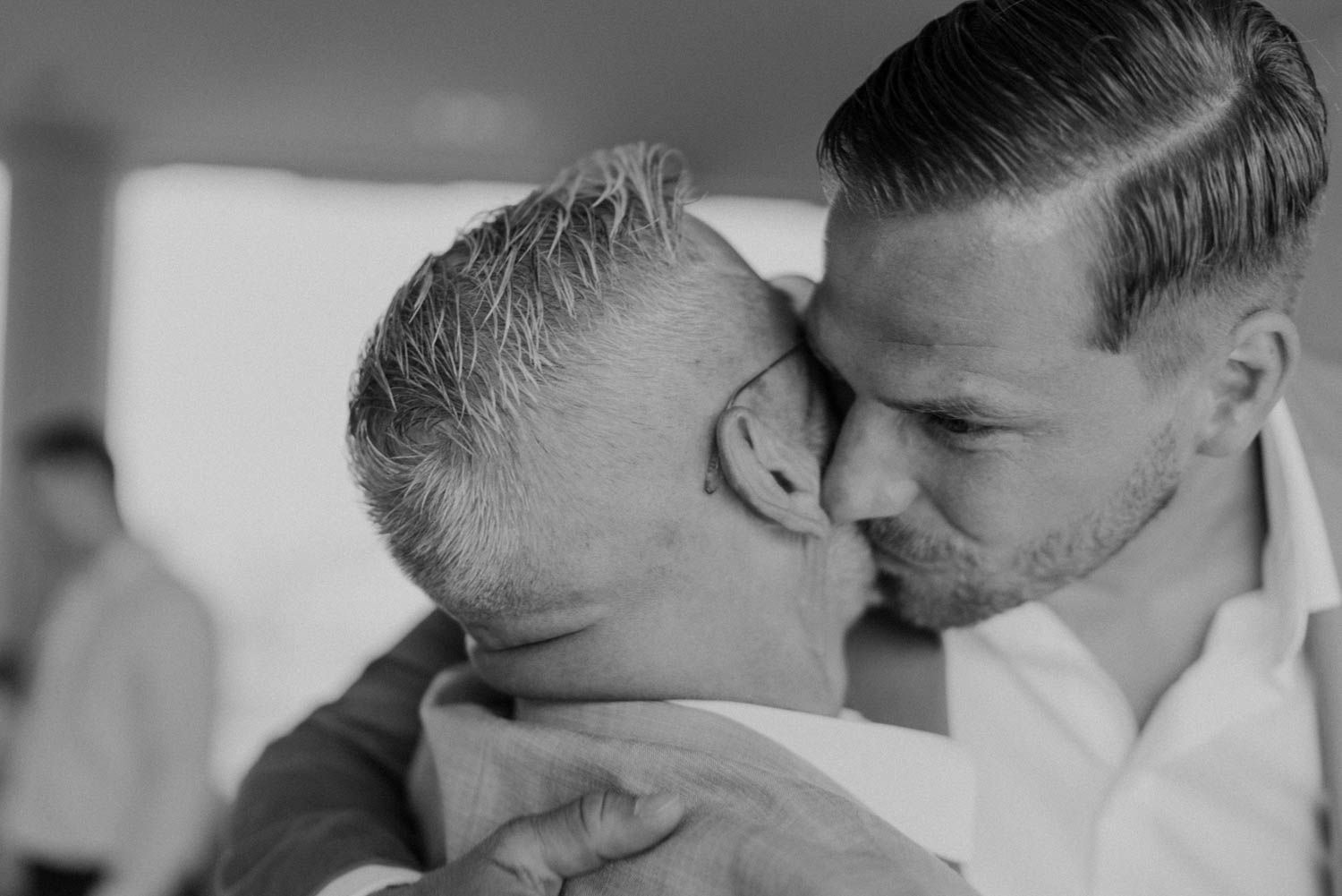 Civil wedding ceremony at Set Lounge, Portugal. Authentic and emotional moments captured during the German-style destination wedding.