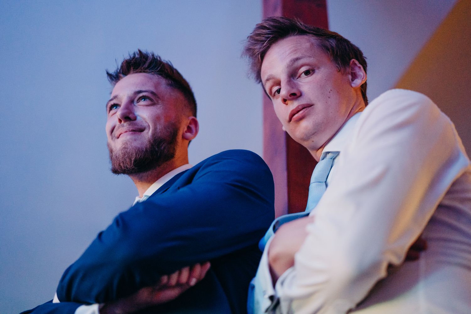 Emotional speech captured by Algarve wedding photographer during reception