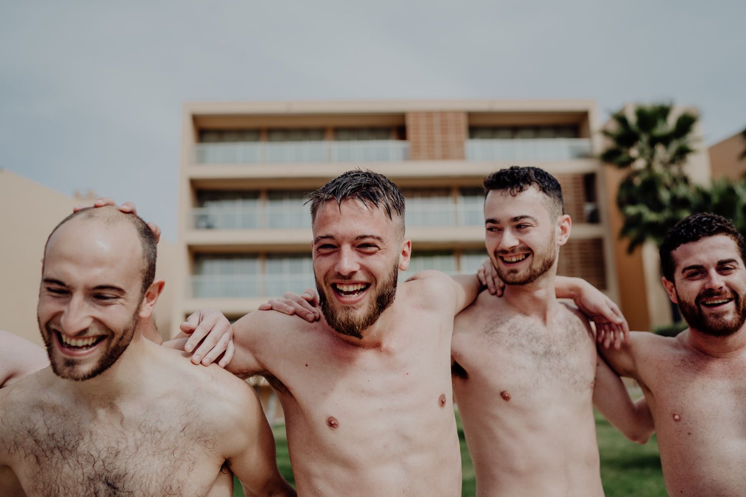 Portugal wedding photographer shooting a relaxed celebration at Vidamar Resort