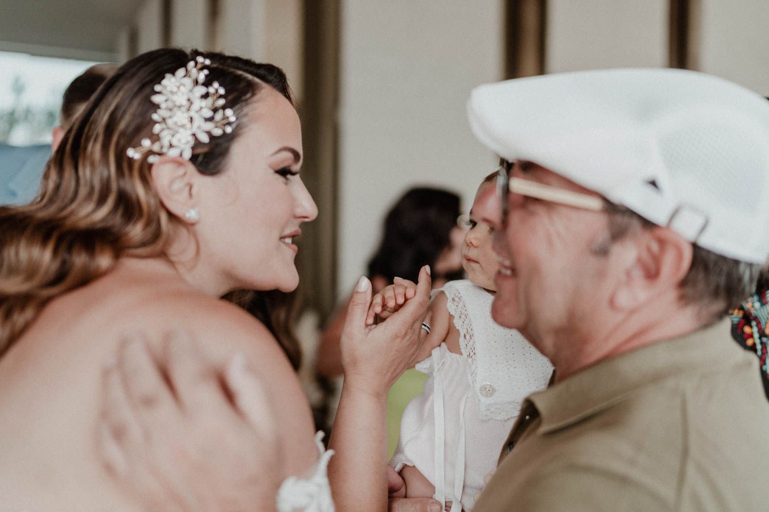 Civil wedding ceremony at Set Lounge, Portugal. Authentic and emotional moments captured during the German-style destination wedding.