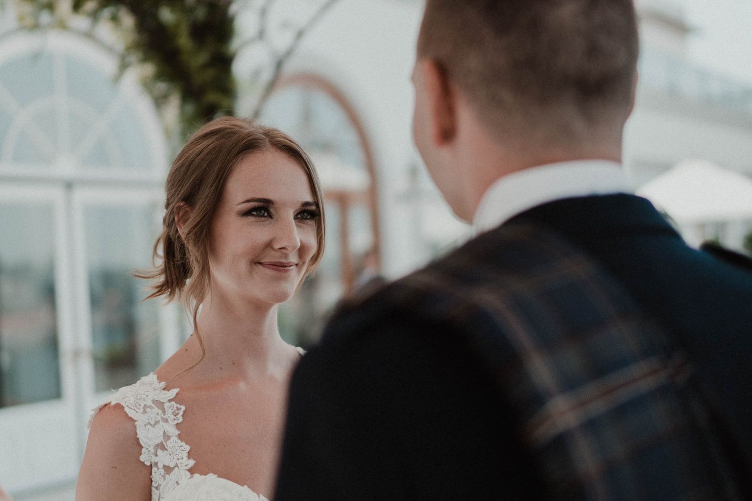 Wedding photography of British Hayley and Scottish Johny at The Yeatman, Portugal