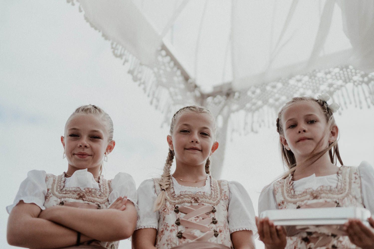 Civil wedding ceremony at Set Lounge, Portugal. Authentic and emotional moments captured during the German-style destination wedding.
