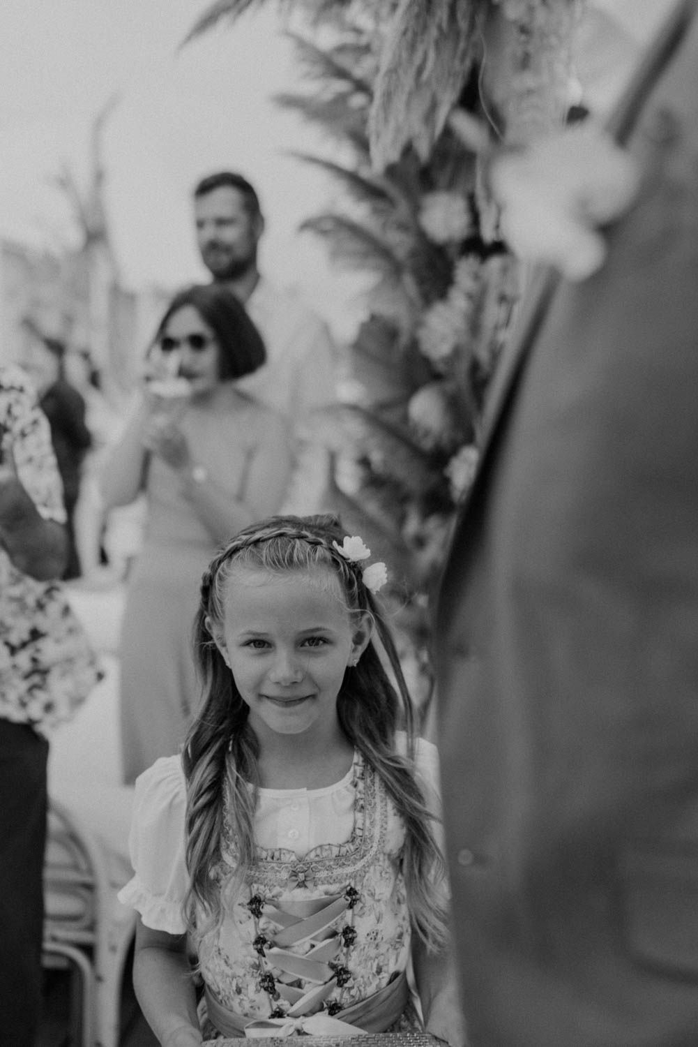 Civil wedding ceremony at Set Lounge, Portugal. Authentic and emotional moments captured during the German-style destination wedding.
