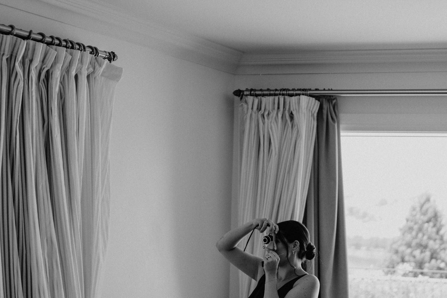 Wedding photography of British Hayley and Scottish Johny at The Yeatman, Portugal