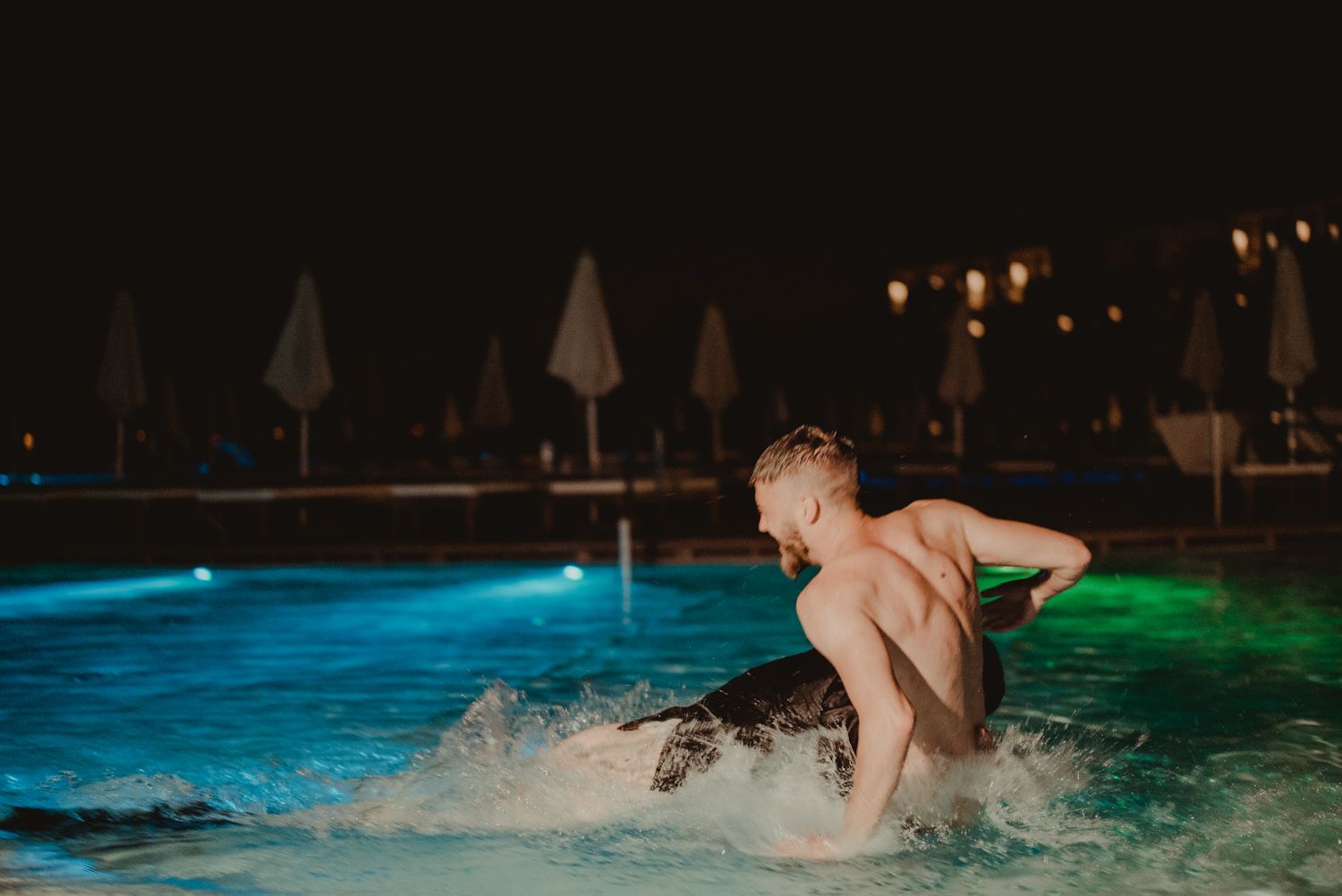 Algarve wedding photographer capturing fun and candid dance floor moments