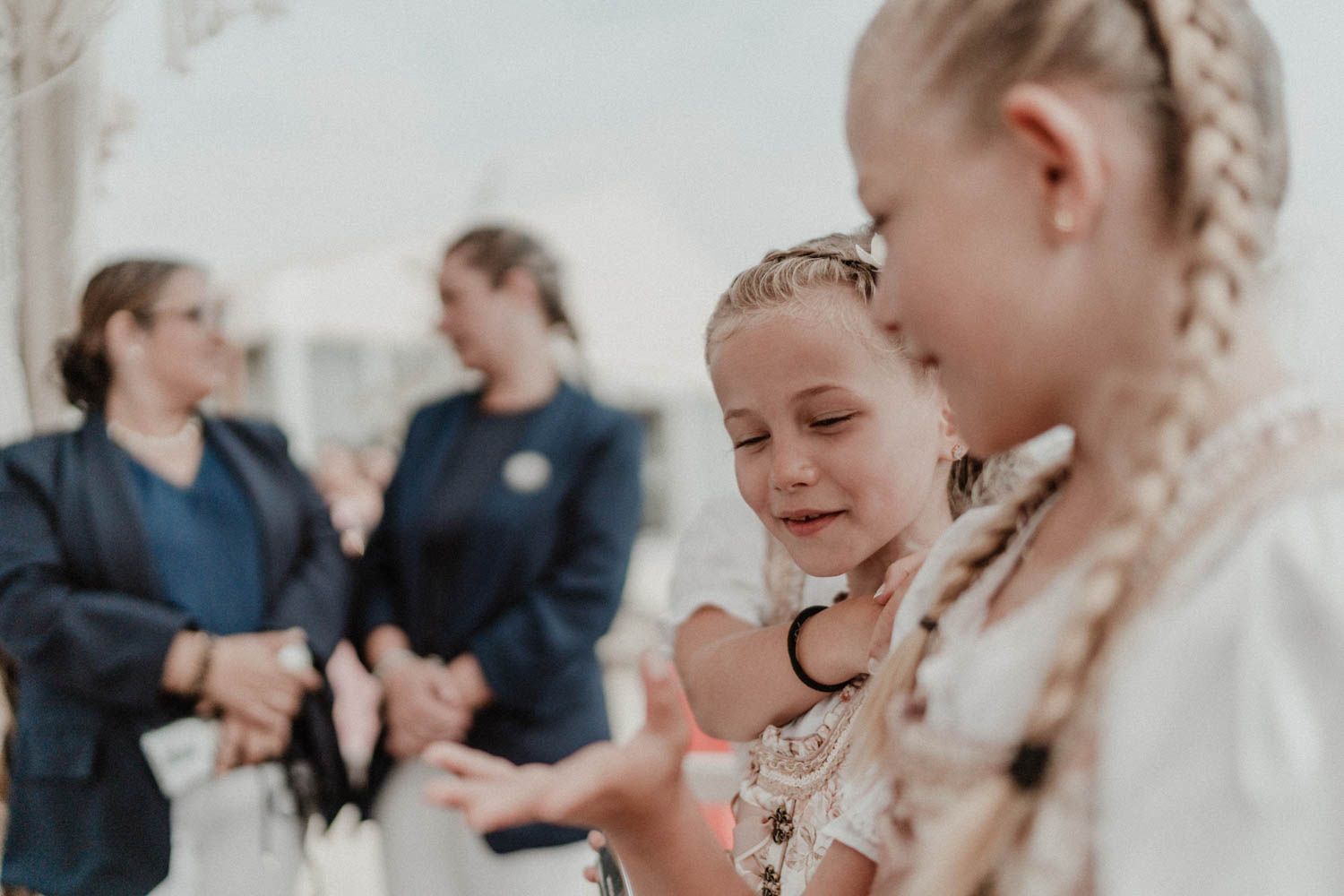 Civil wedding ceremony at Set Lounge, Portugal. Authentic and emotional moments captured during the German-style destination wedding.