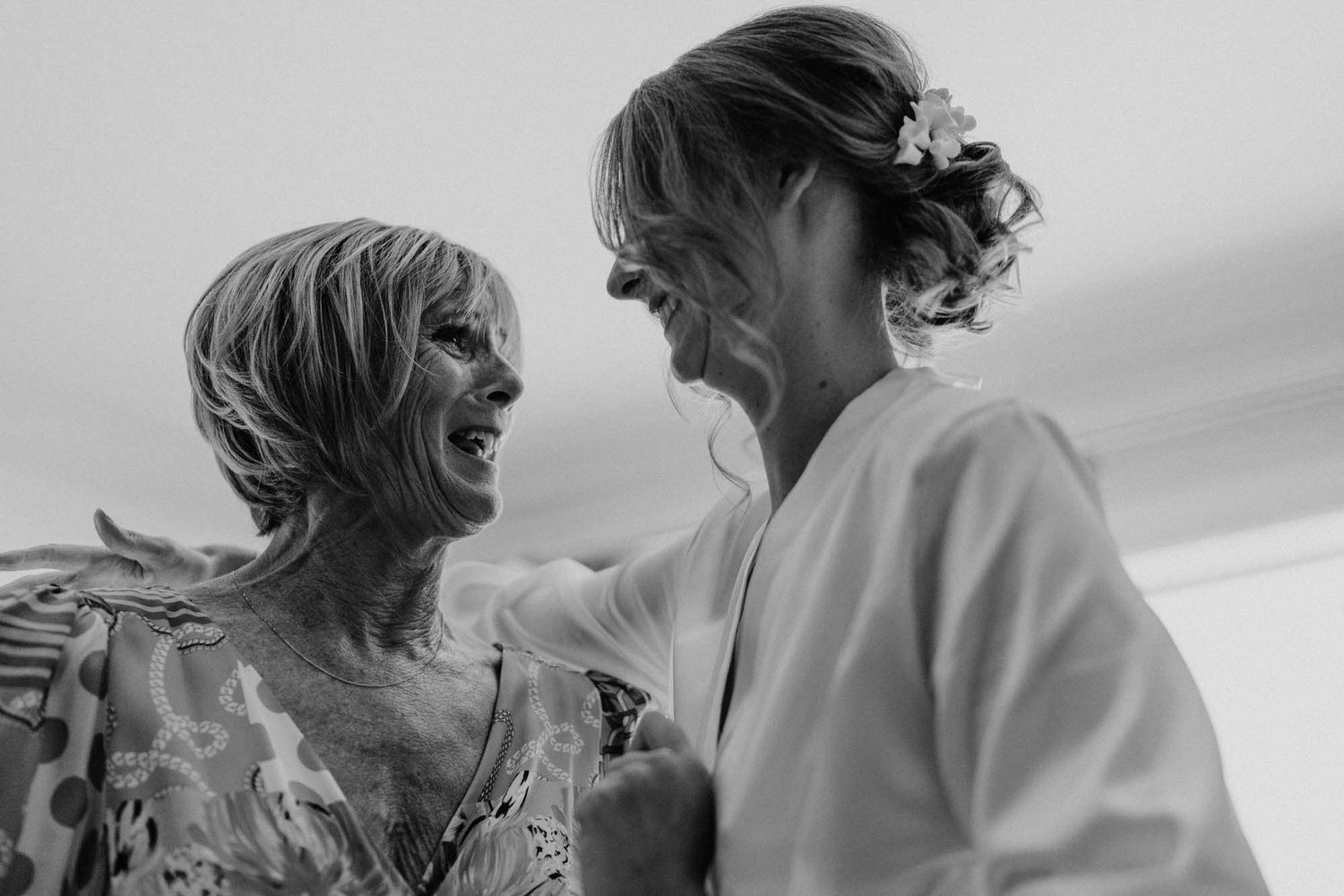Wedding photography of British Hayley and Scottish Johny at The Yeatman, Portugal