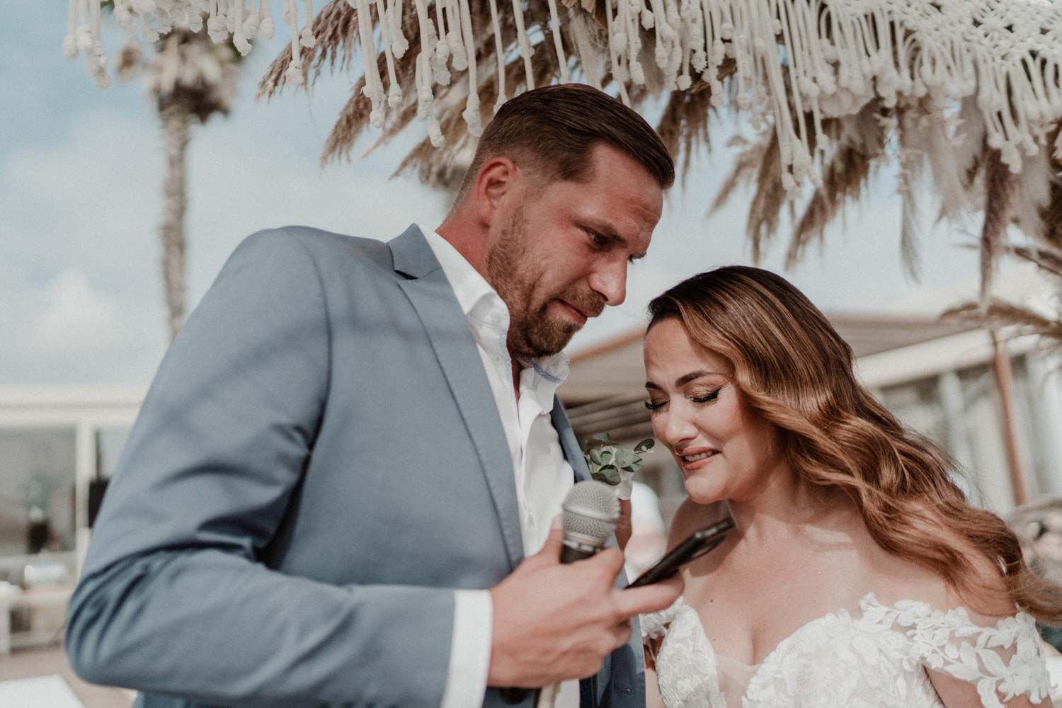Tearful moments during the German-style destination wedding at Set Lounge, Portugal. Real emotions in photography and video.