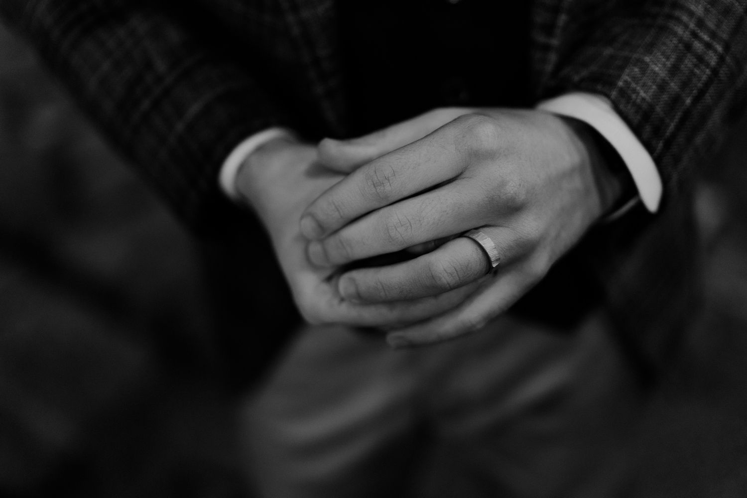 wedding ring detail during  an intimate wedding ceremony in Porto