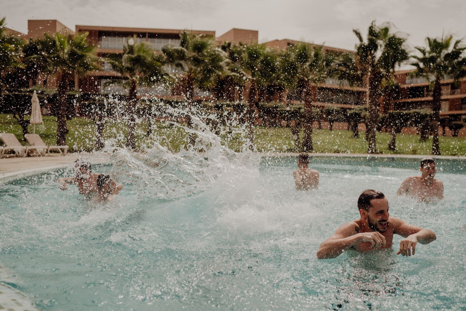 Portugal wedding photographer shooting a relaxed celebration at Vidamar Resort