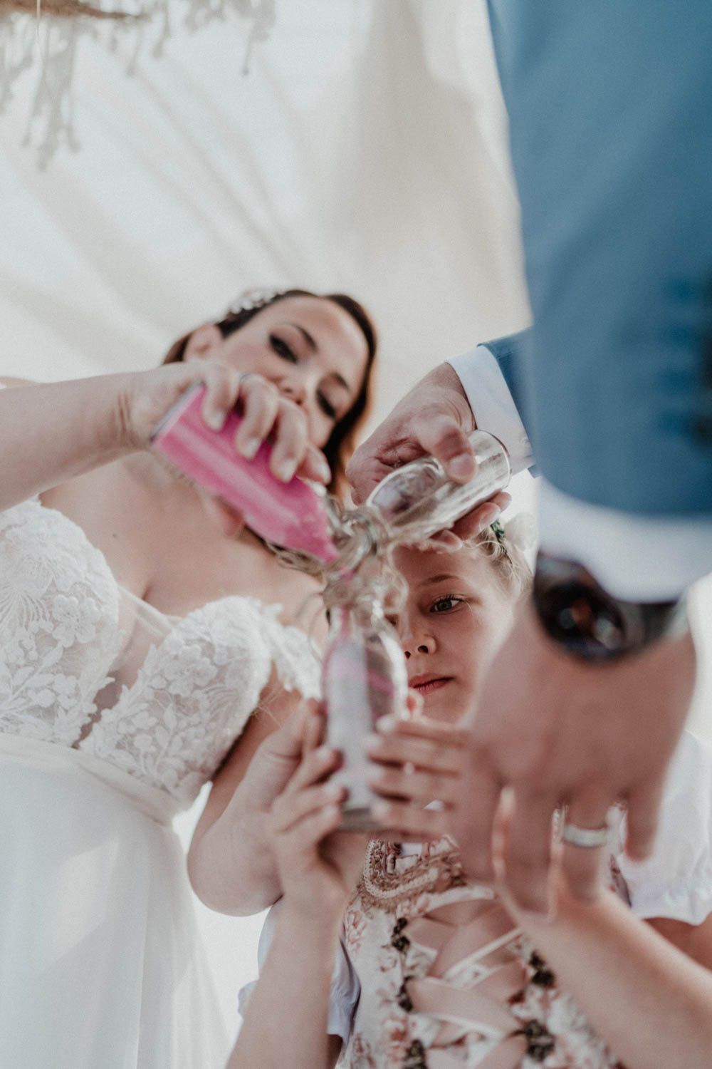 Civil wedding ceremony at Set Lounge, Portugal. Authentic and emotional moments captured during the German-style destination wedding.