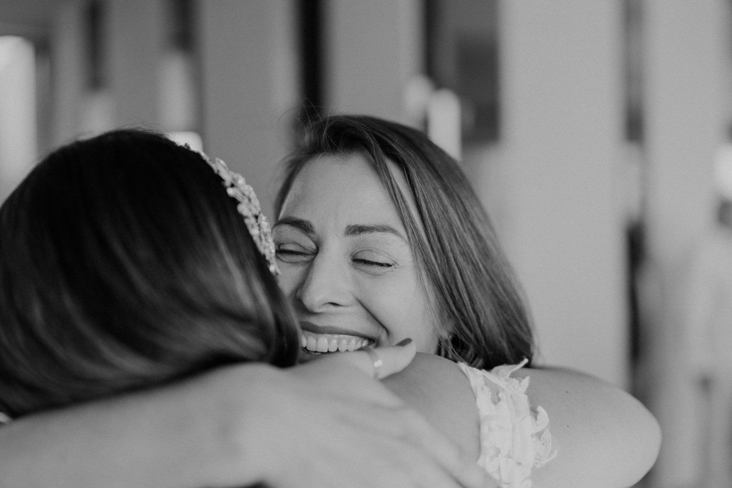 Civil wedding ceremony at Set Lounge, Portugal. Authentic and emotional moments captured during the German-style destination wedding.