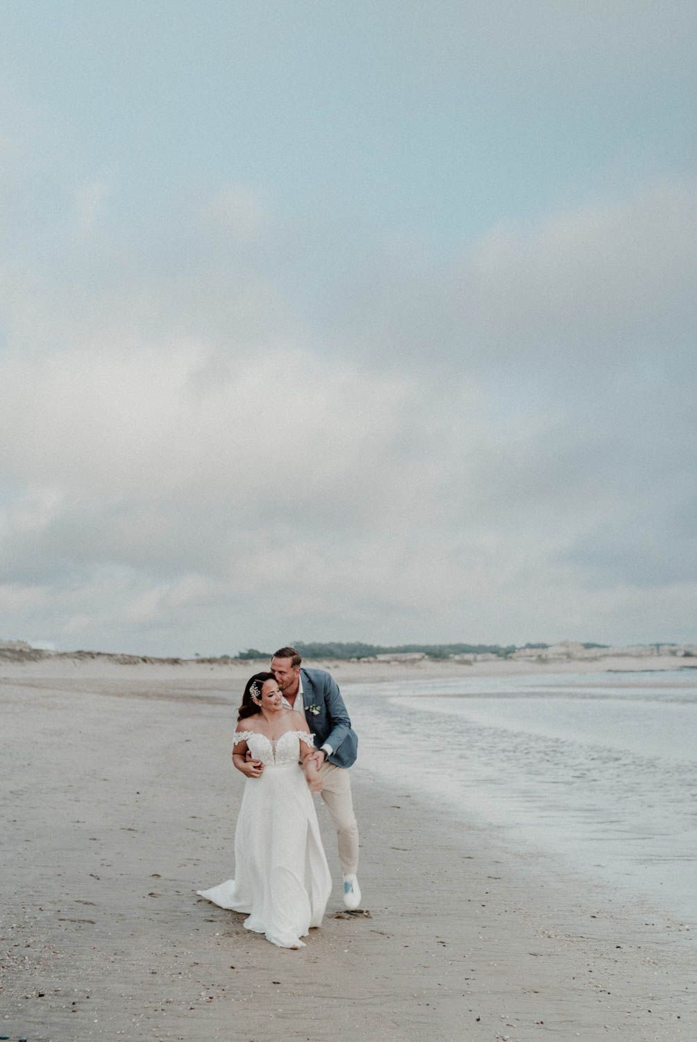 Intimate moment between the bride and groom at Set Lounge, Portugal, captured during a quiet, emotional shoot.