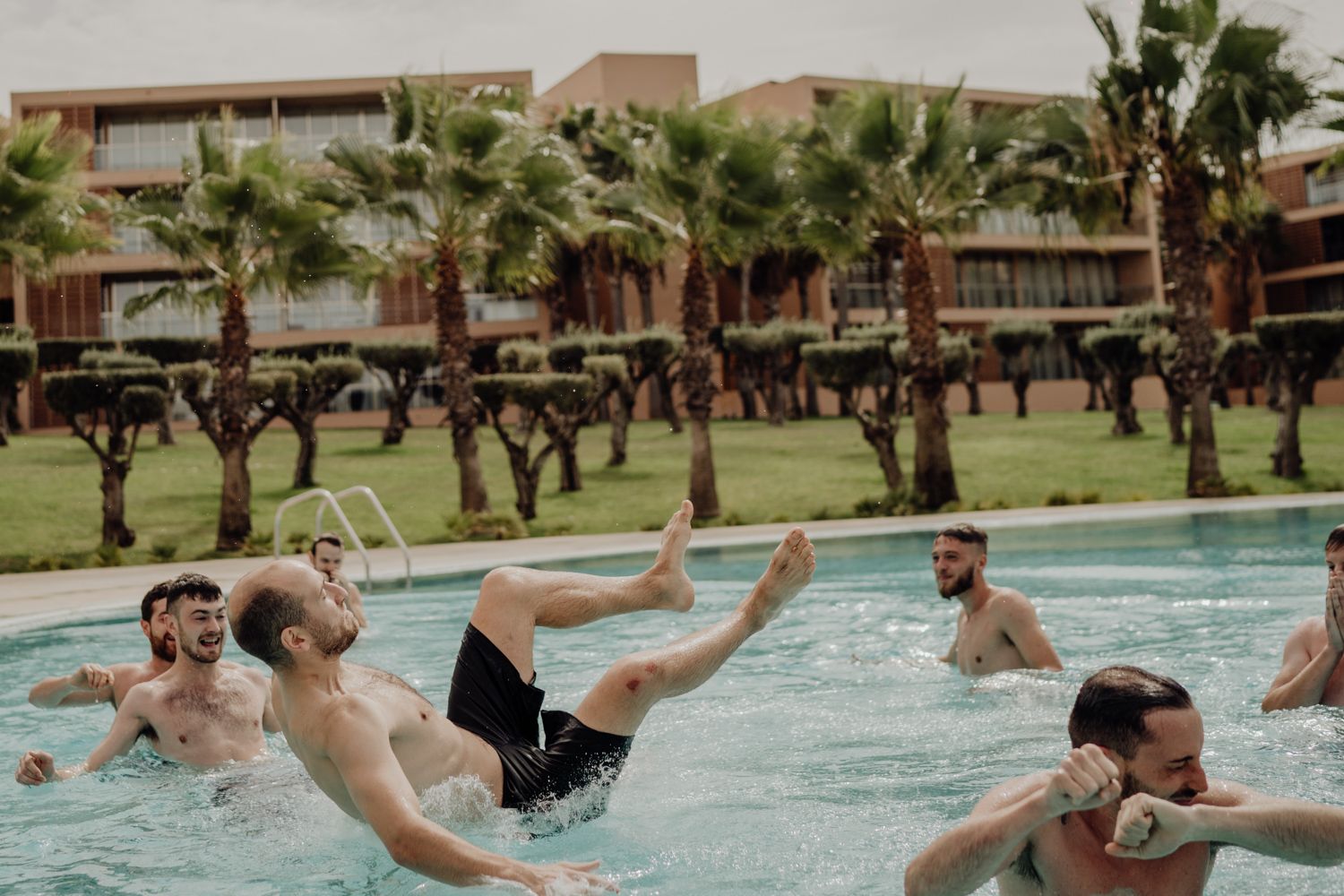 Portugal wedding photographer shooting a relaxed celebration at Vidamar Resort