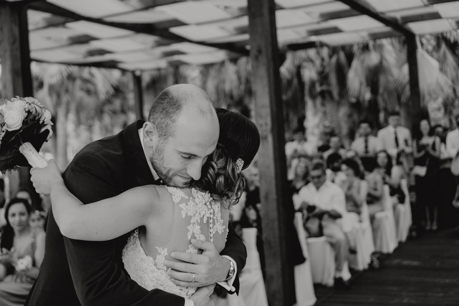 portugal wedding photographer shooting wedding photography at Vidamar Resort, Algarve