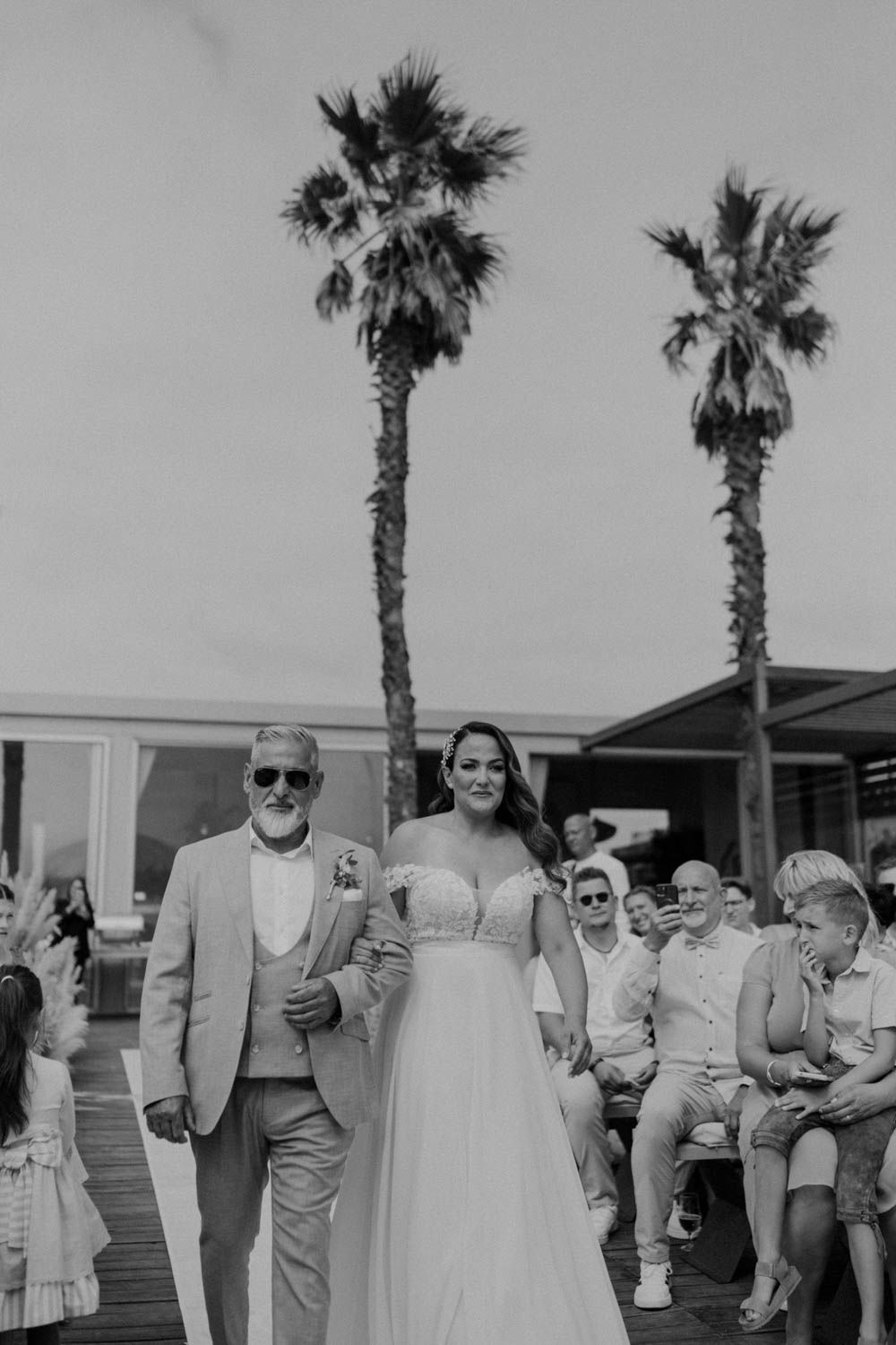 Civil wedding ceremony at Set Lounge, Portugal. Authentic and emotional moments captured during the German-style destination wedding.