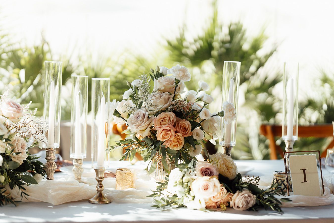 Elegant wedding floral arrangement in Tuscany