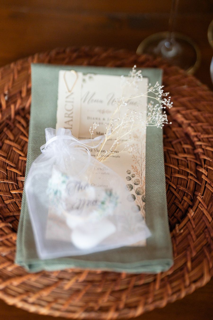 Wedding stationery and delicate details at a Tuscany wedding