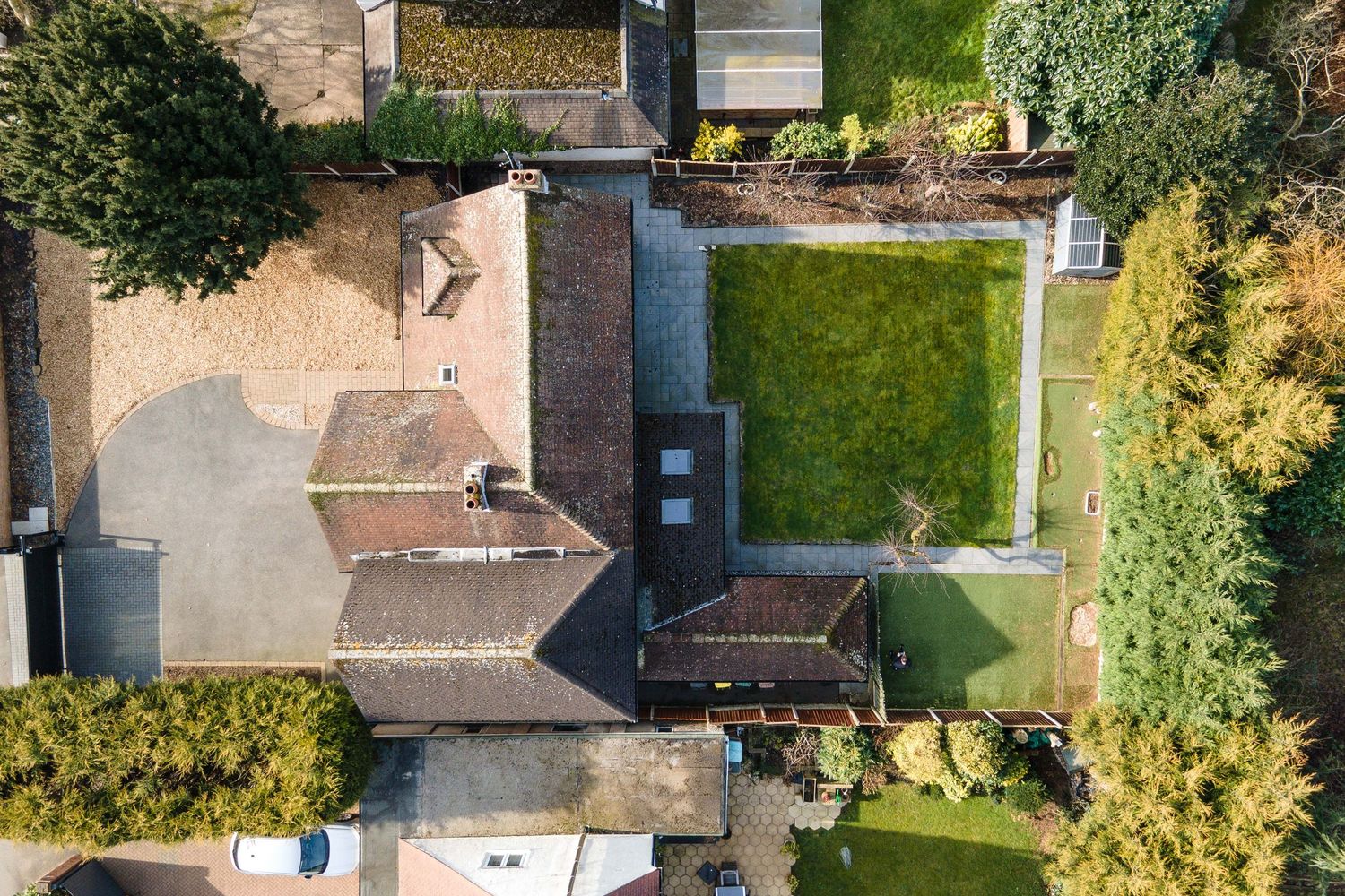 Professional real estate photography services in Nottingham, Derby & Leicester. High-quality property photos, drone footage & virtual tours