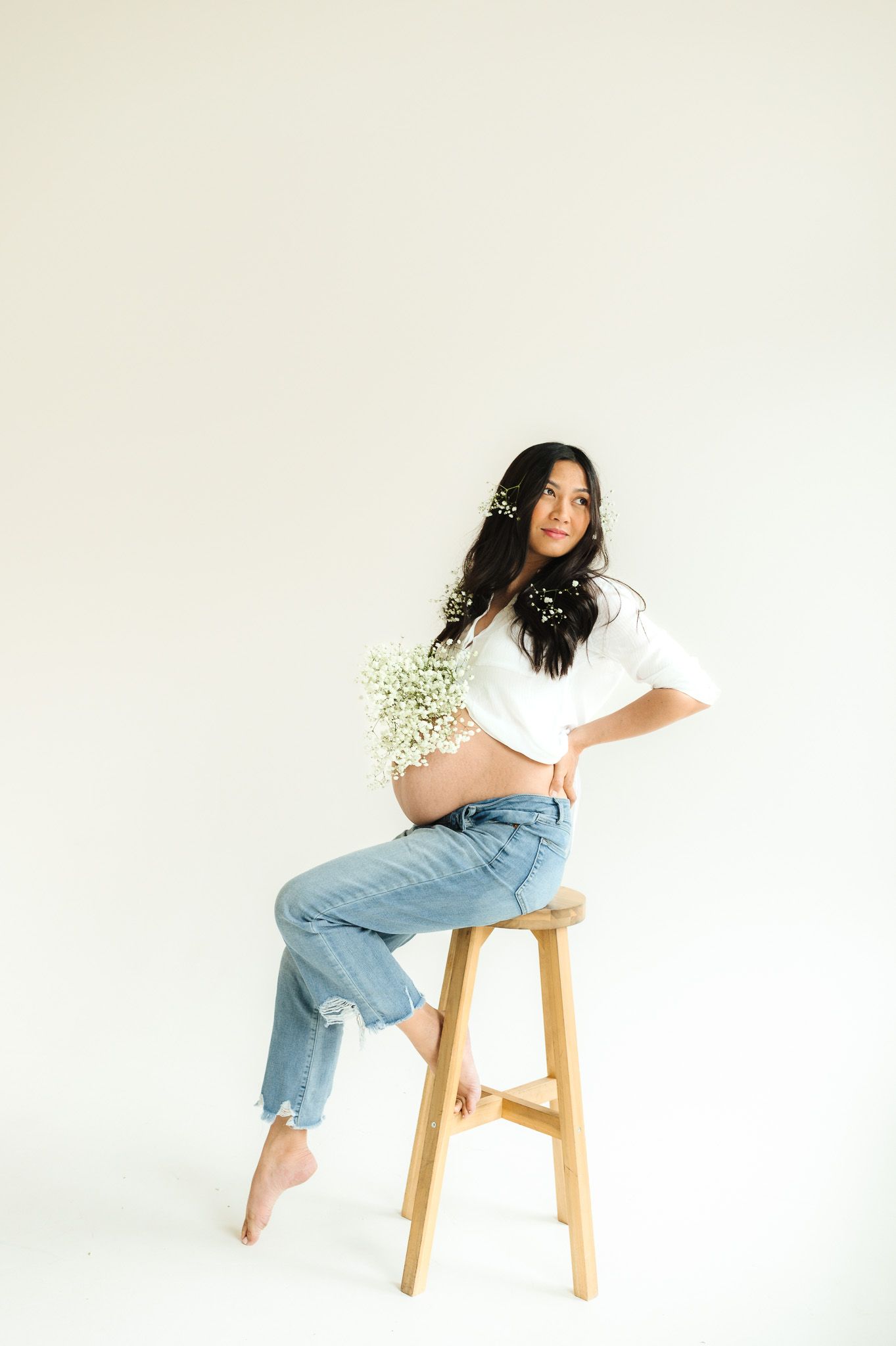 Modern minimalist portrait session featuring casual style and natural lighting.