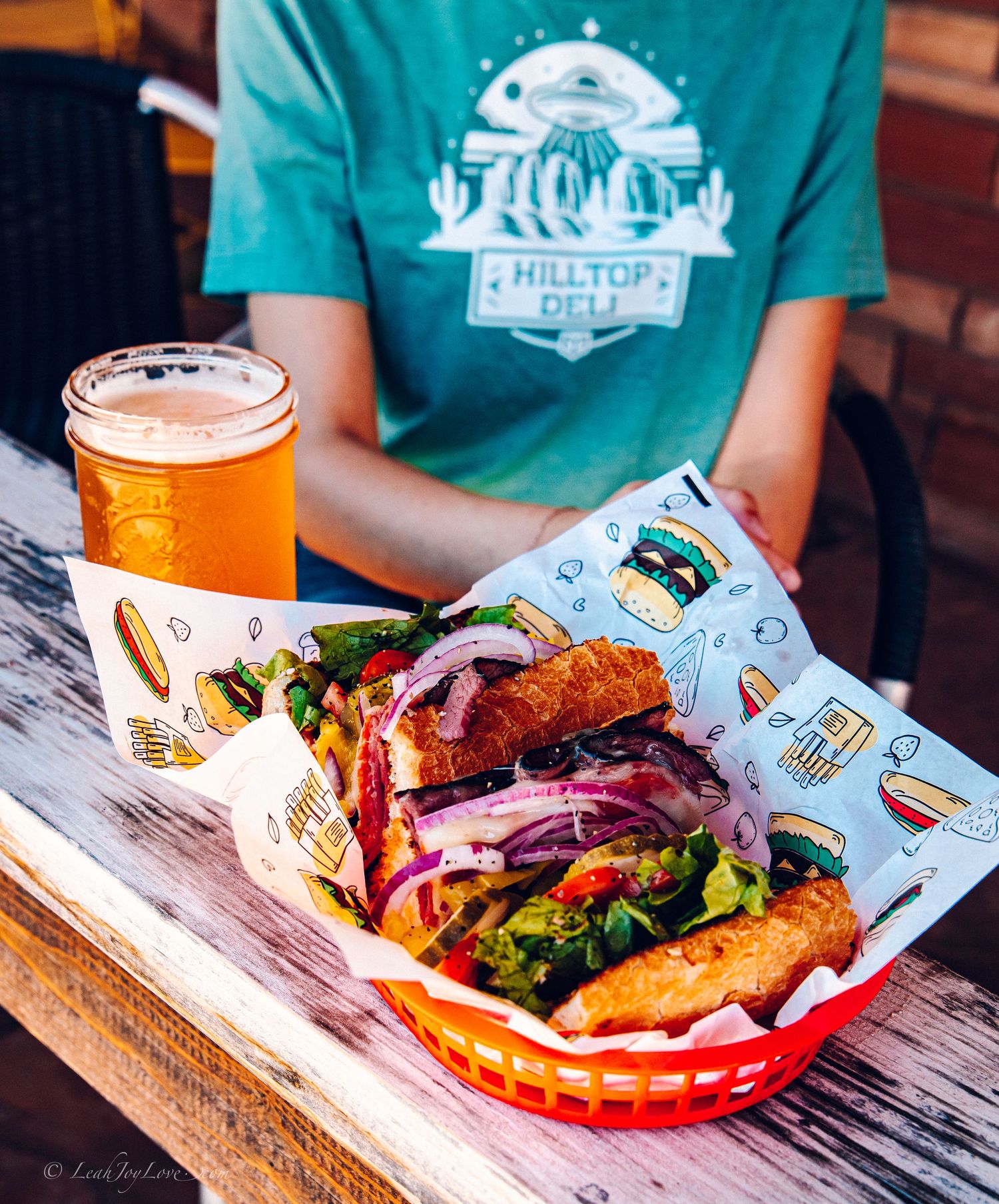 hilltop deli branding photography