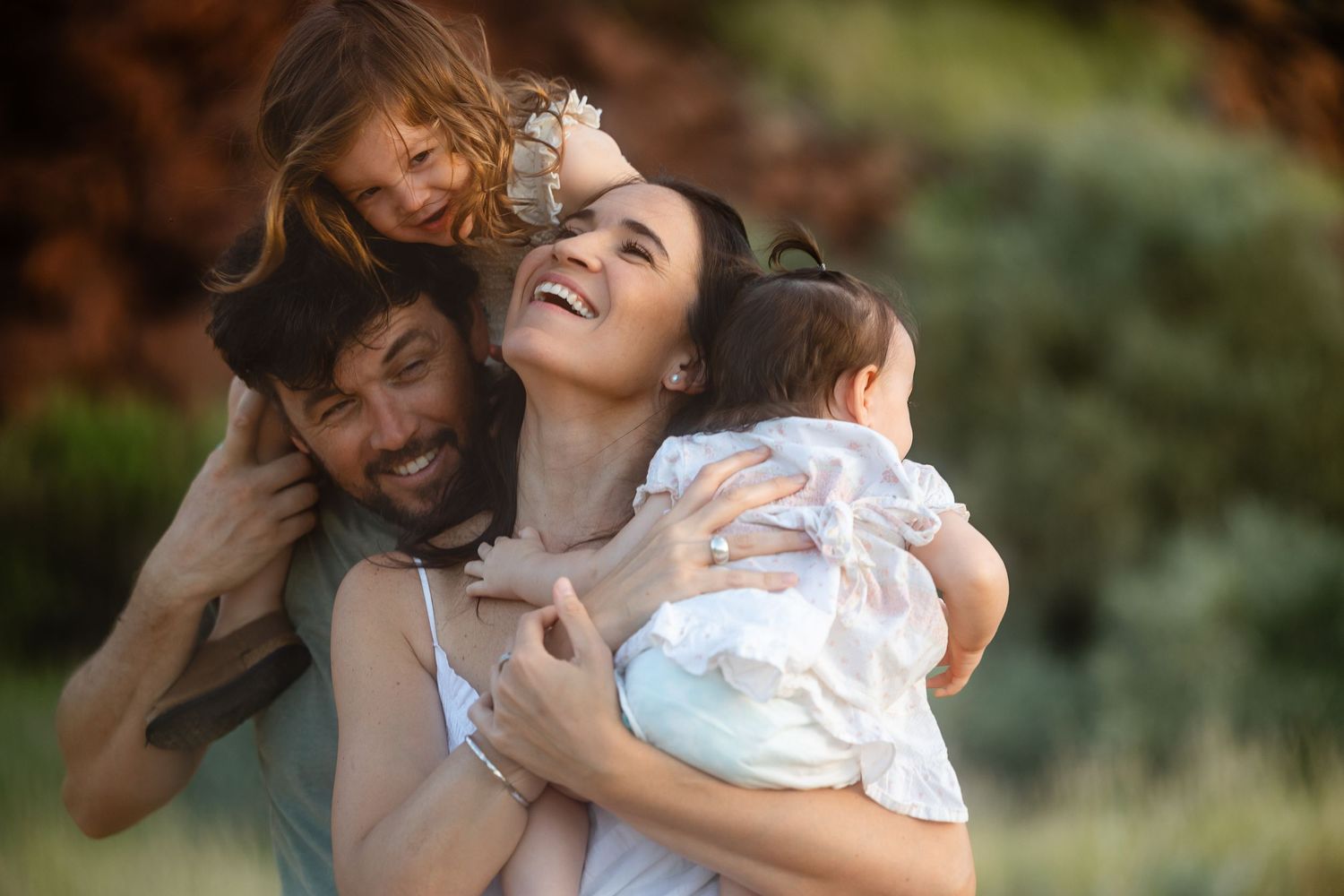 casual outdoor family photography.
Fun family photography