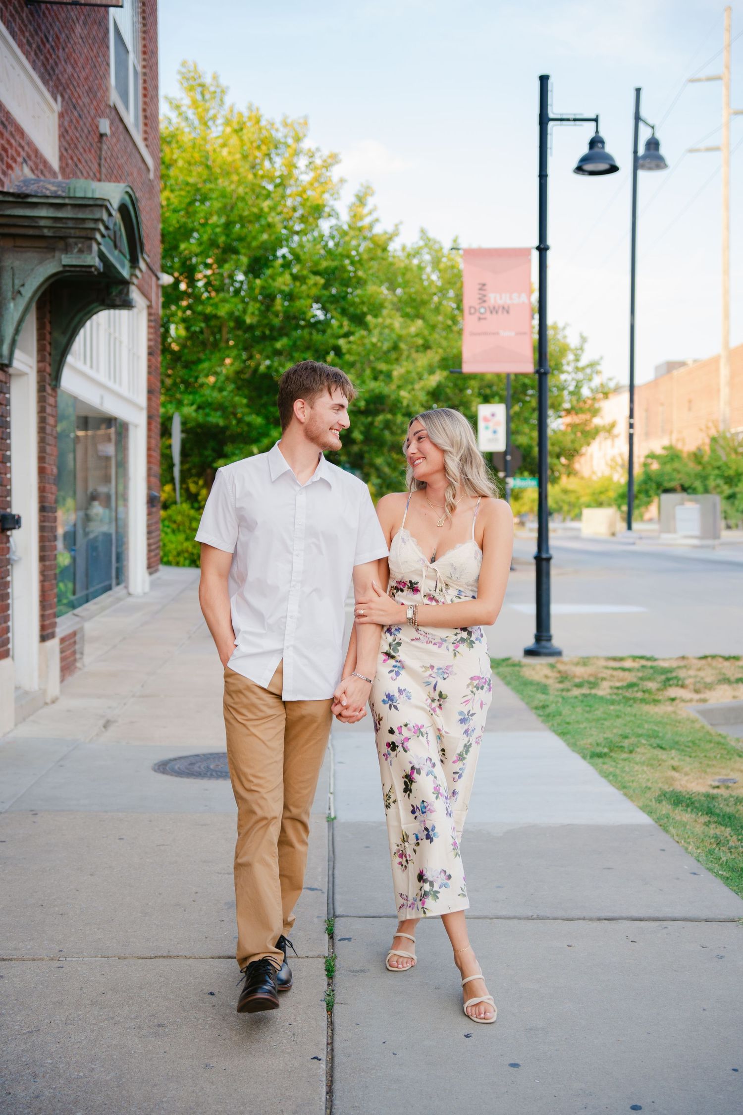 Oklahoma City wedding photographer capturing genuine moments with timeless, true-to-life photography for modern couples.