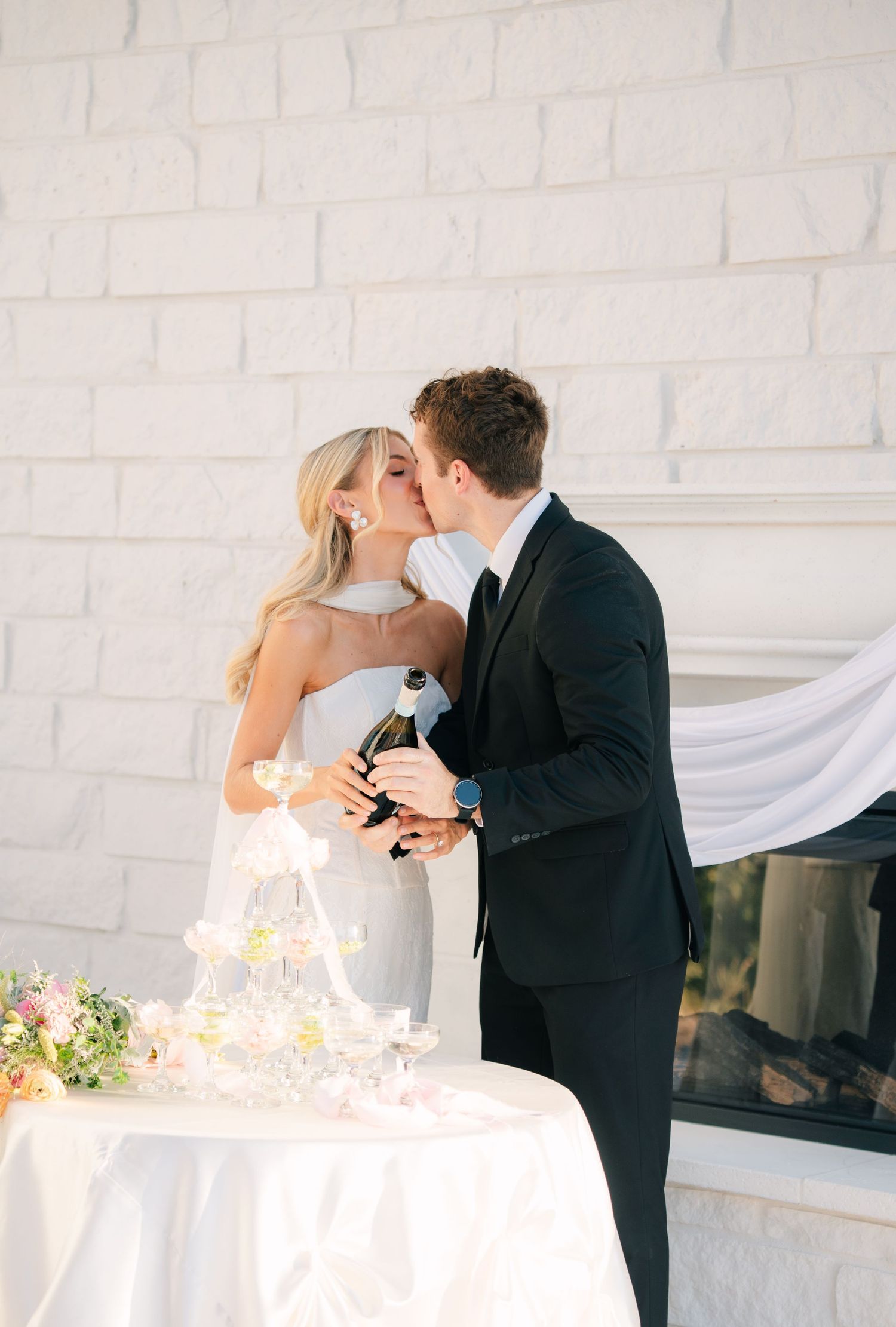 Oklahoma City wedding photographer capturing genuine moments with timeless, true-to-life photography for modern couples.
