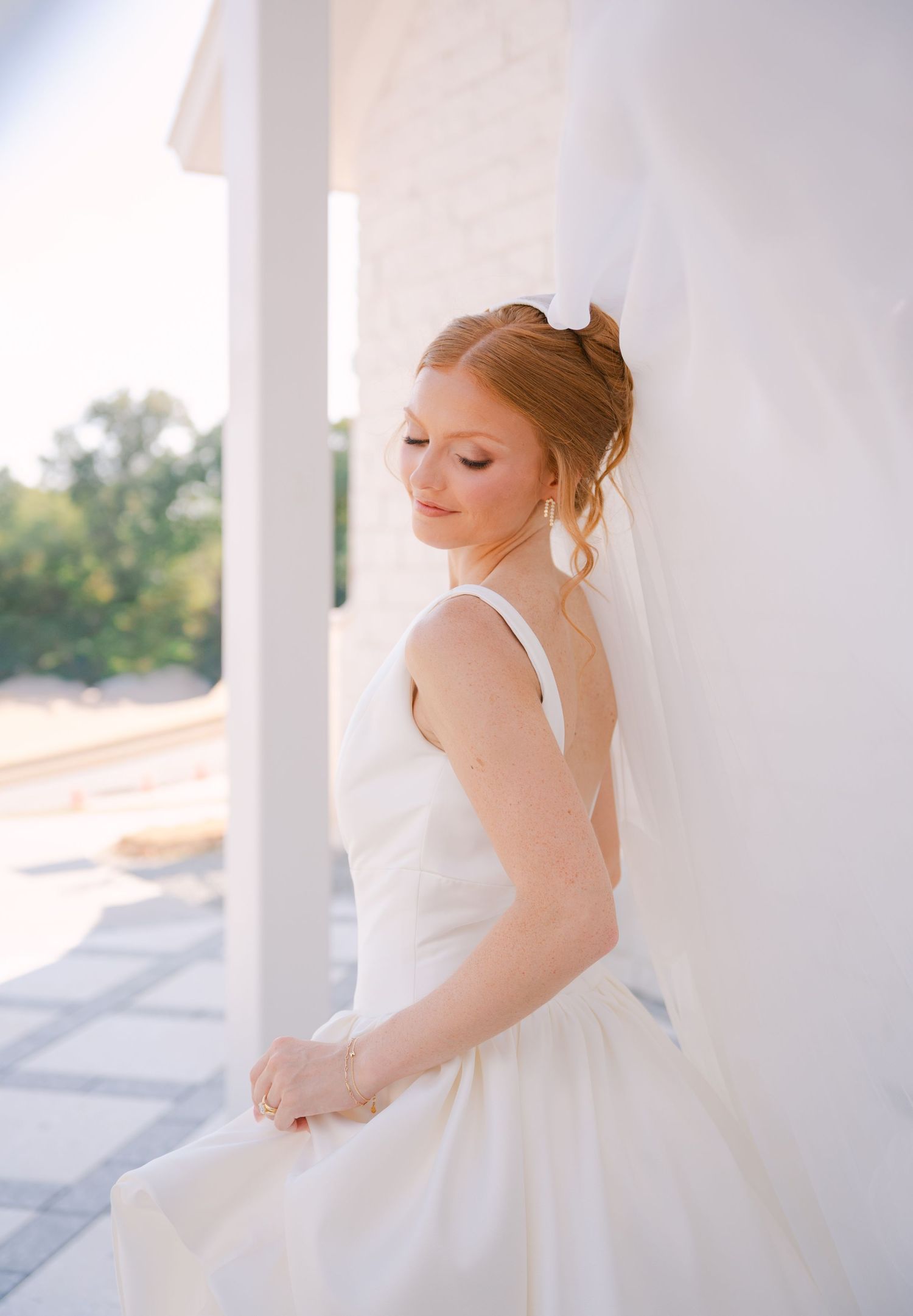 Oklahoma City wedding photographer capturing genuine moments with timeless, true-to-life photography for modern couples.