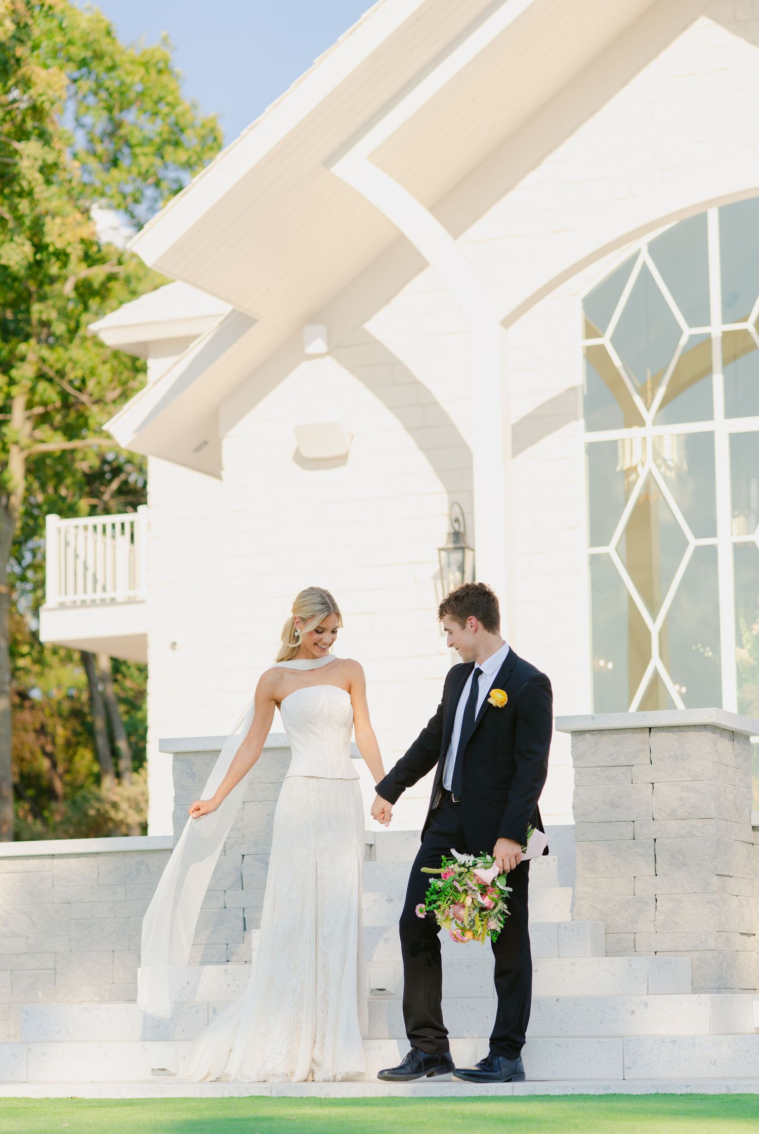 Oklahoma City wedding photographer capturing genuine moments with timeless, true-to-life photography for modern couples.