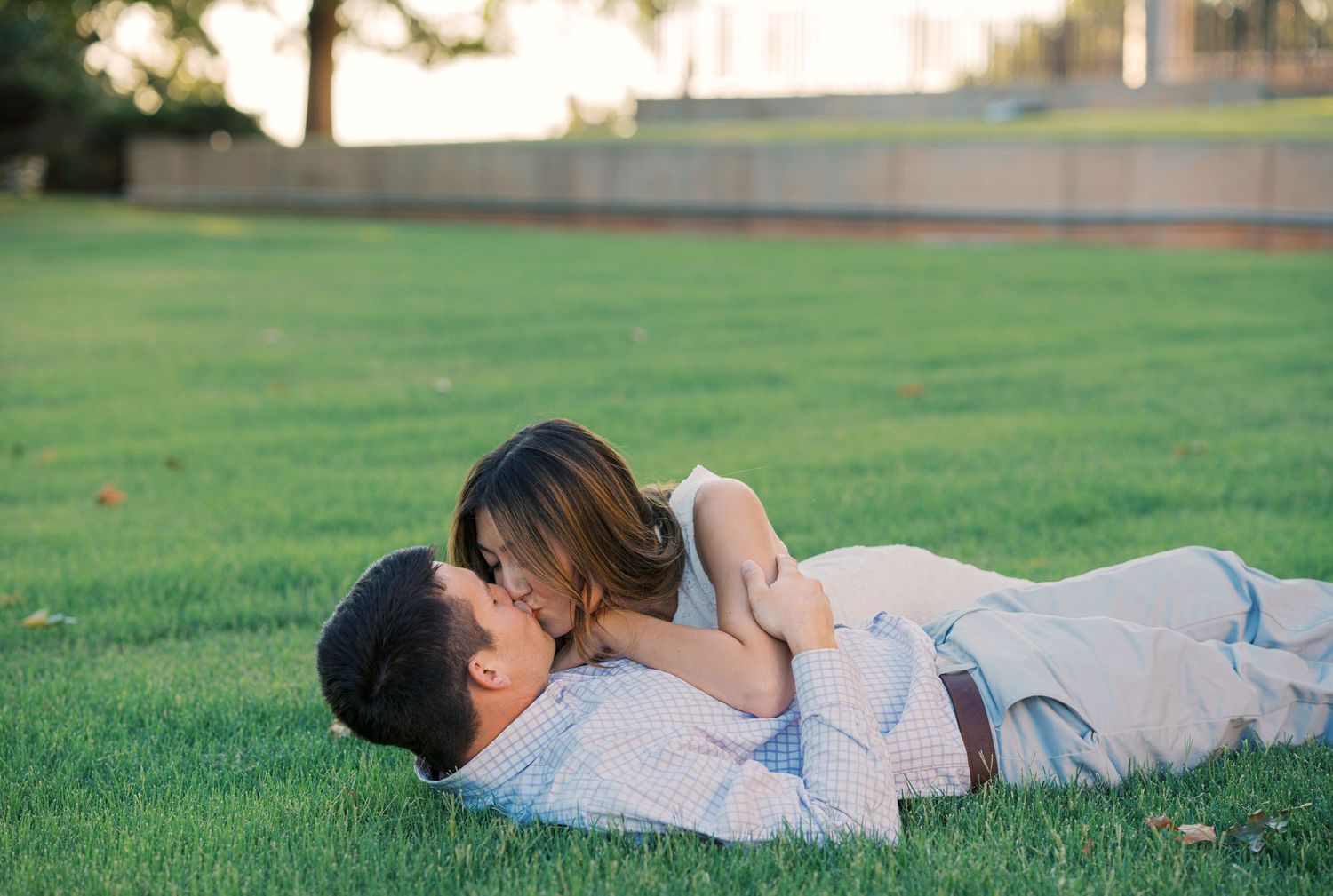 Oklahoma City wedding photographer capturing genuine moments with timeless, true-to-life photography for modern couples.