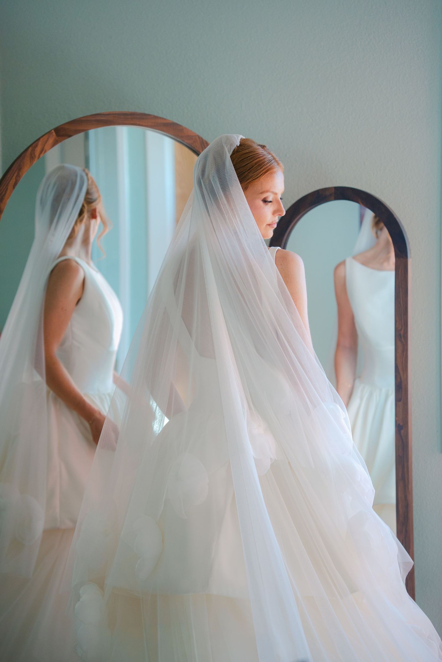 Oklahoma City wedding photographer capturing genuine moments with timeless, true-to-life photography for modern couples.